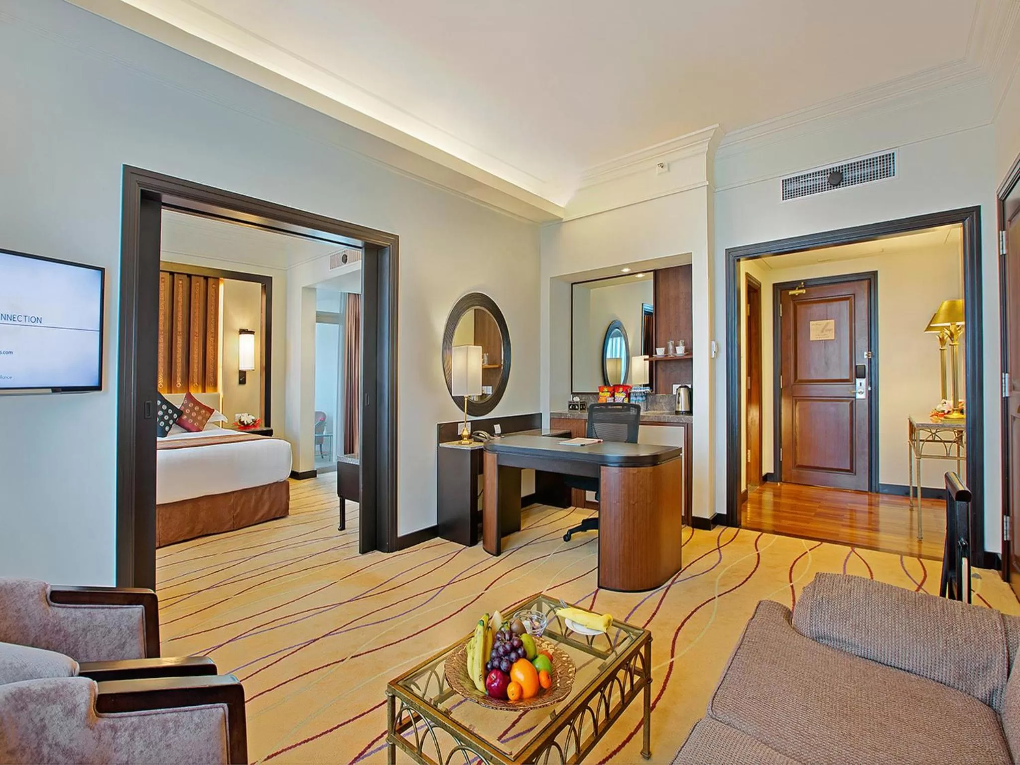 Bed in PARKROYAL Yangon