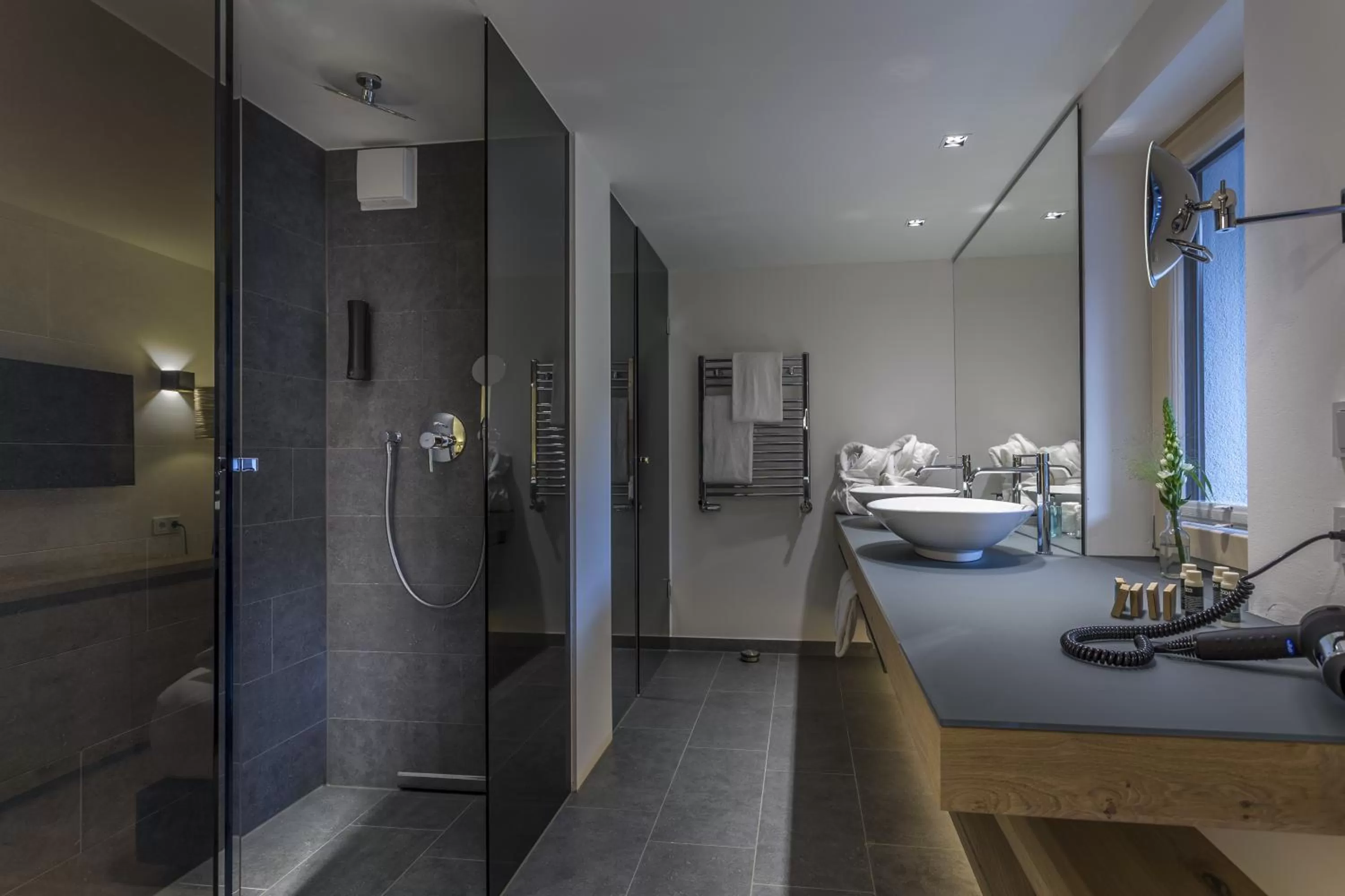 Bathroom in Das Graseck - mountain hideaway & health care