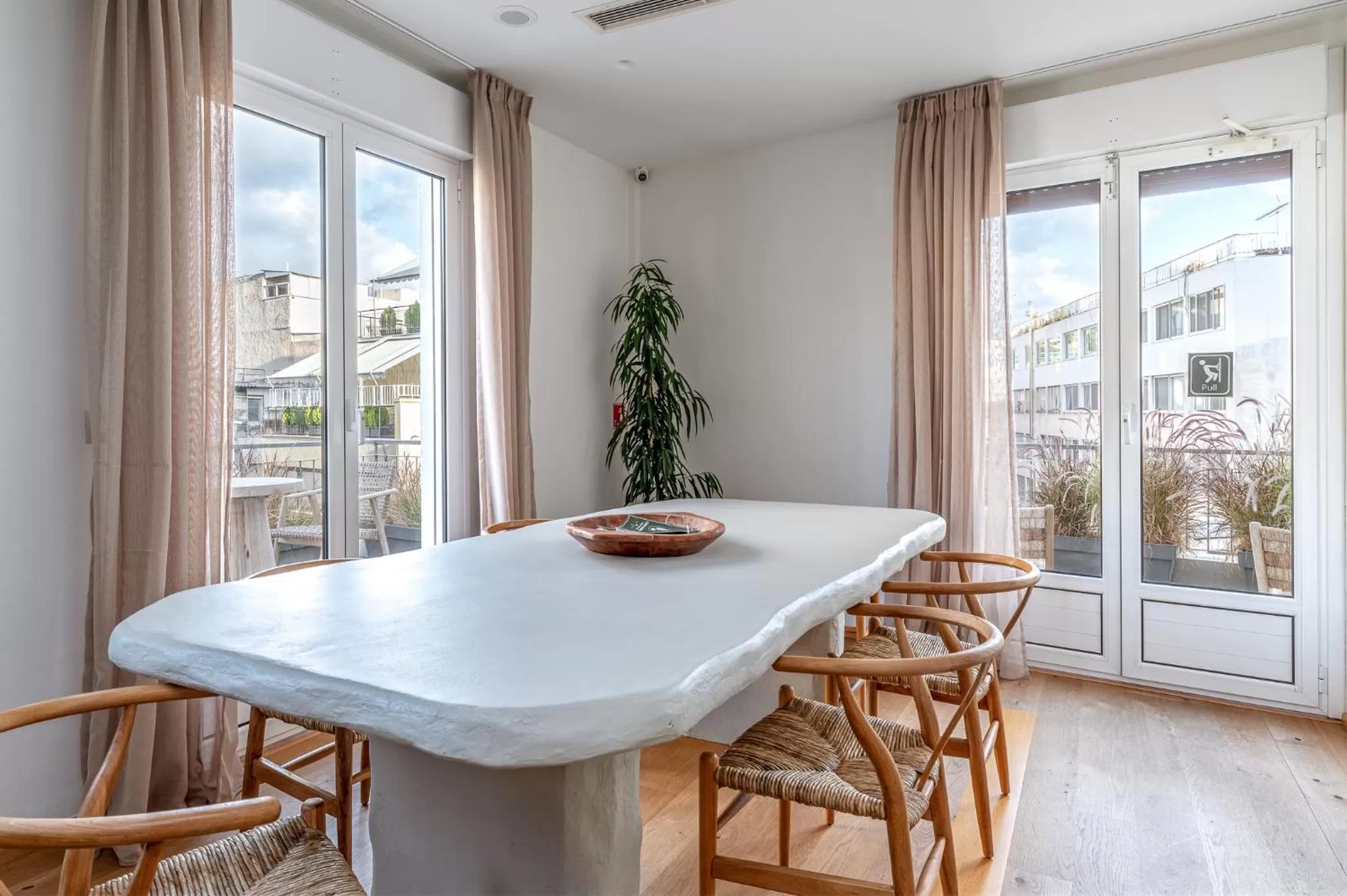 Communal lounge/ TV room in LOFUS Bio-Suites