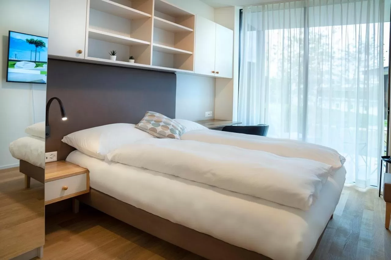 Photo of the whole room, Bed in Campus Hotel Hertenstein