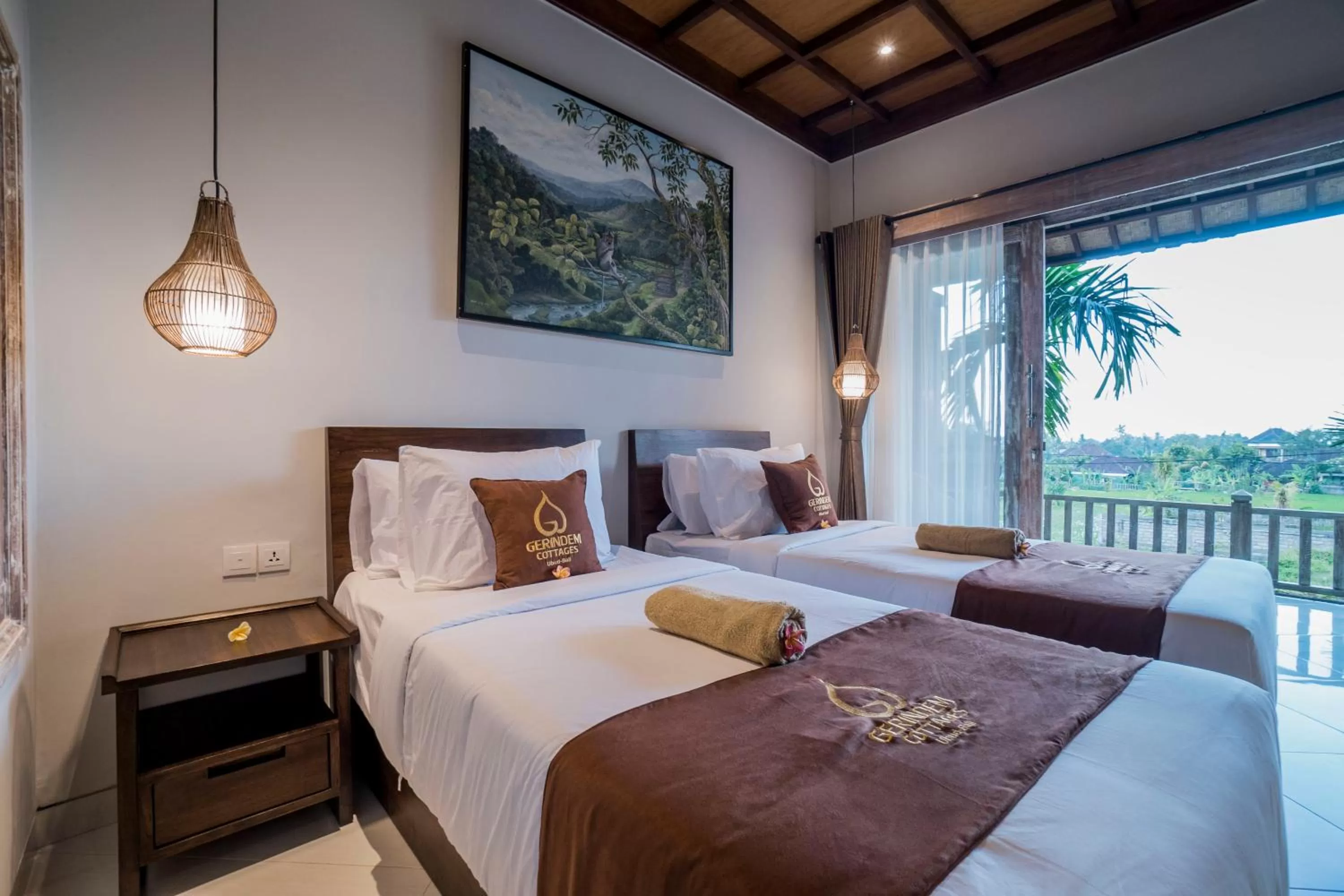 Bed in Gerindem Cottages