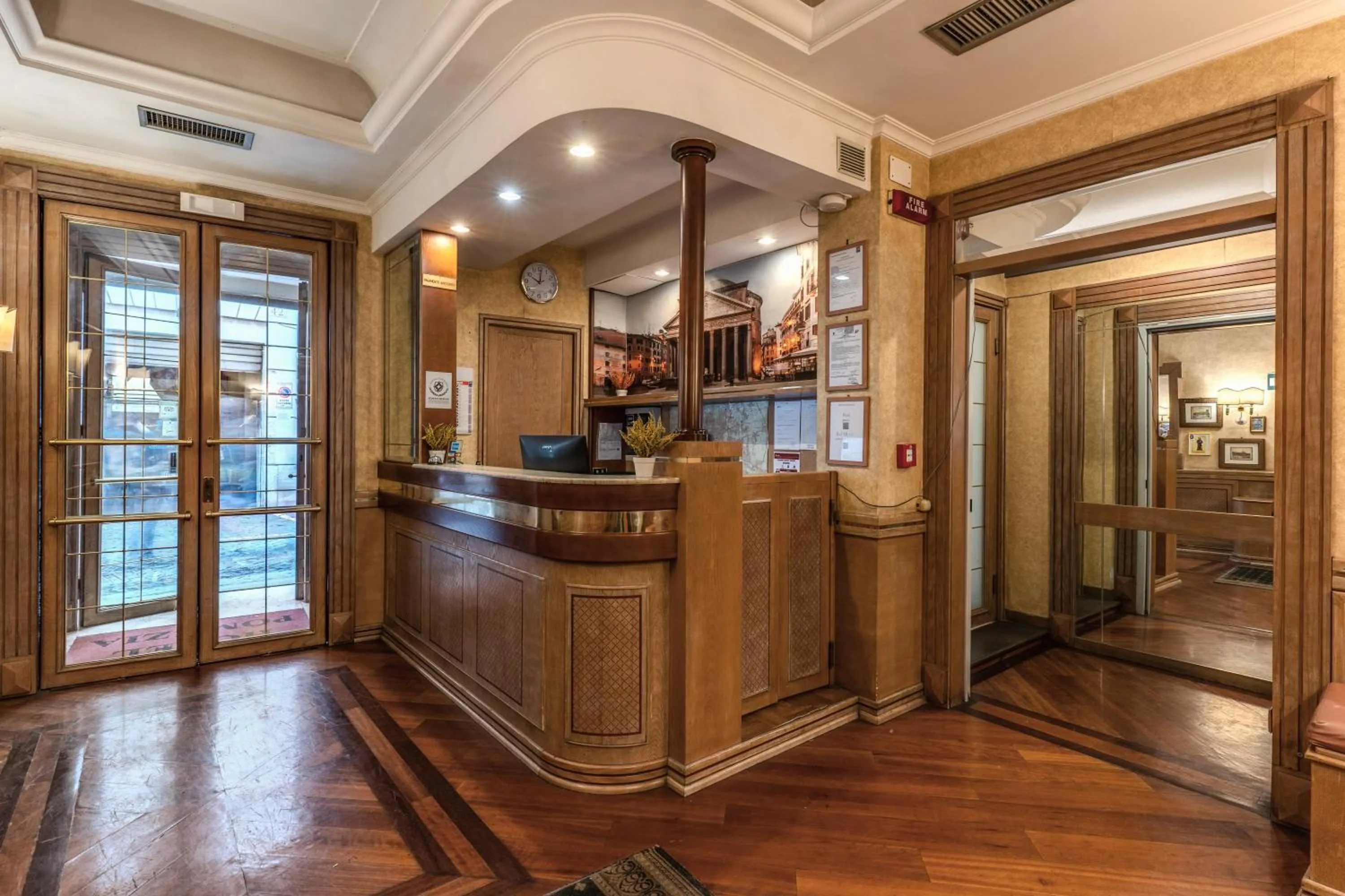 Lobby or reception in Hotel Pomezia