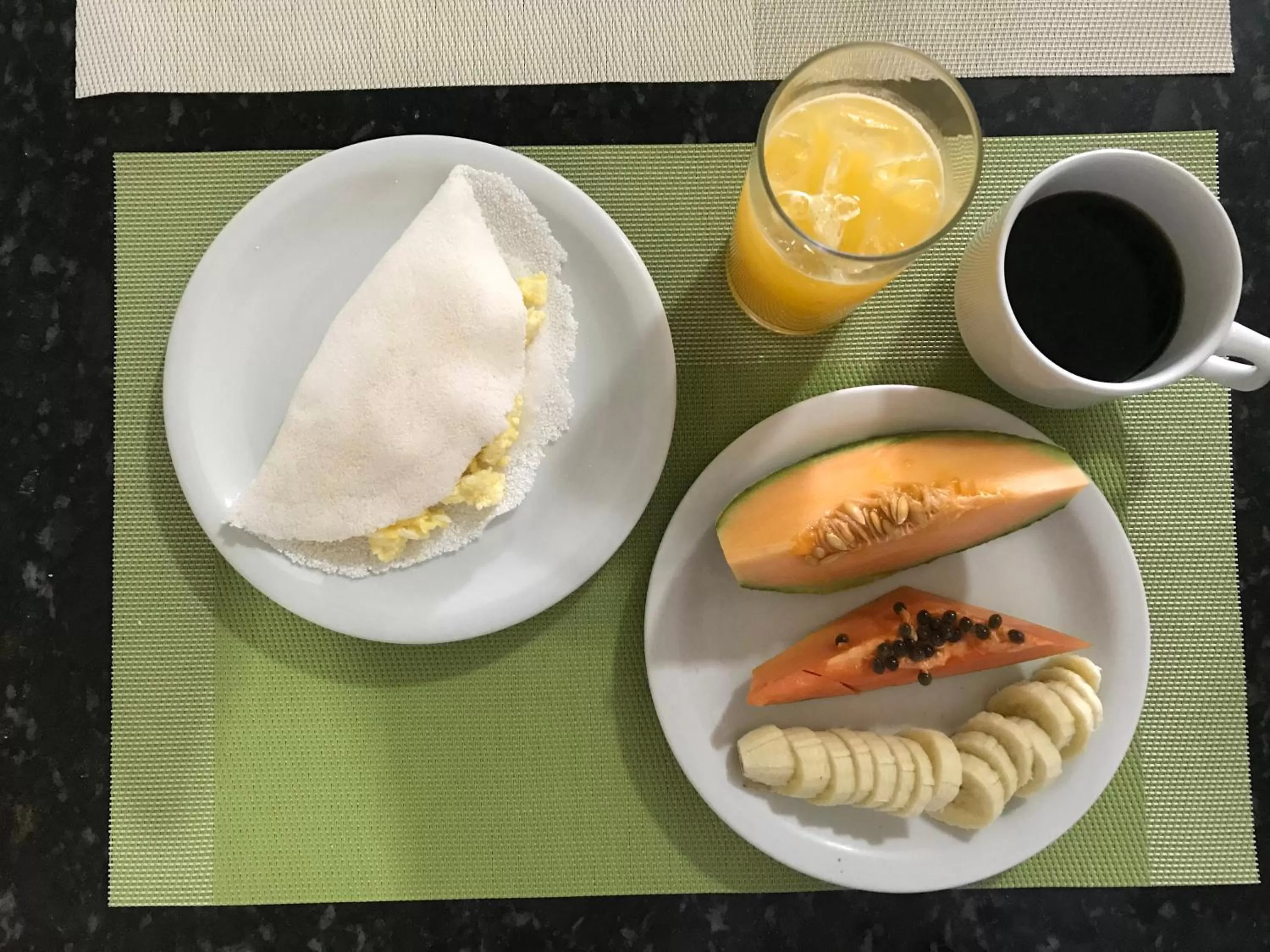 Breakfast in Hotel Monólitos