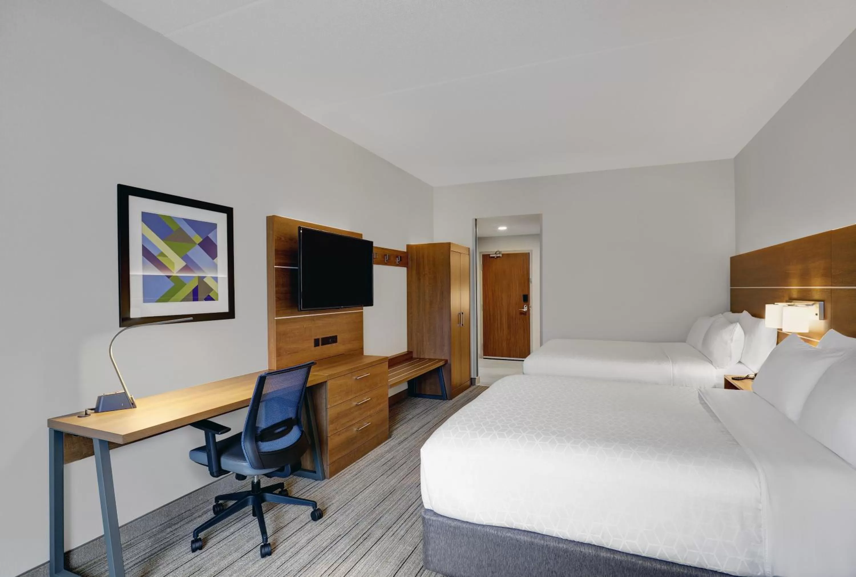 Photo of the whole room, Bed in Holiday Inn Express & Suites - Collingwood