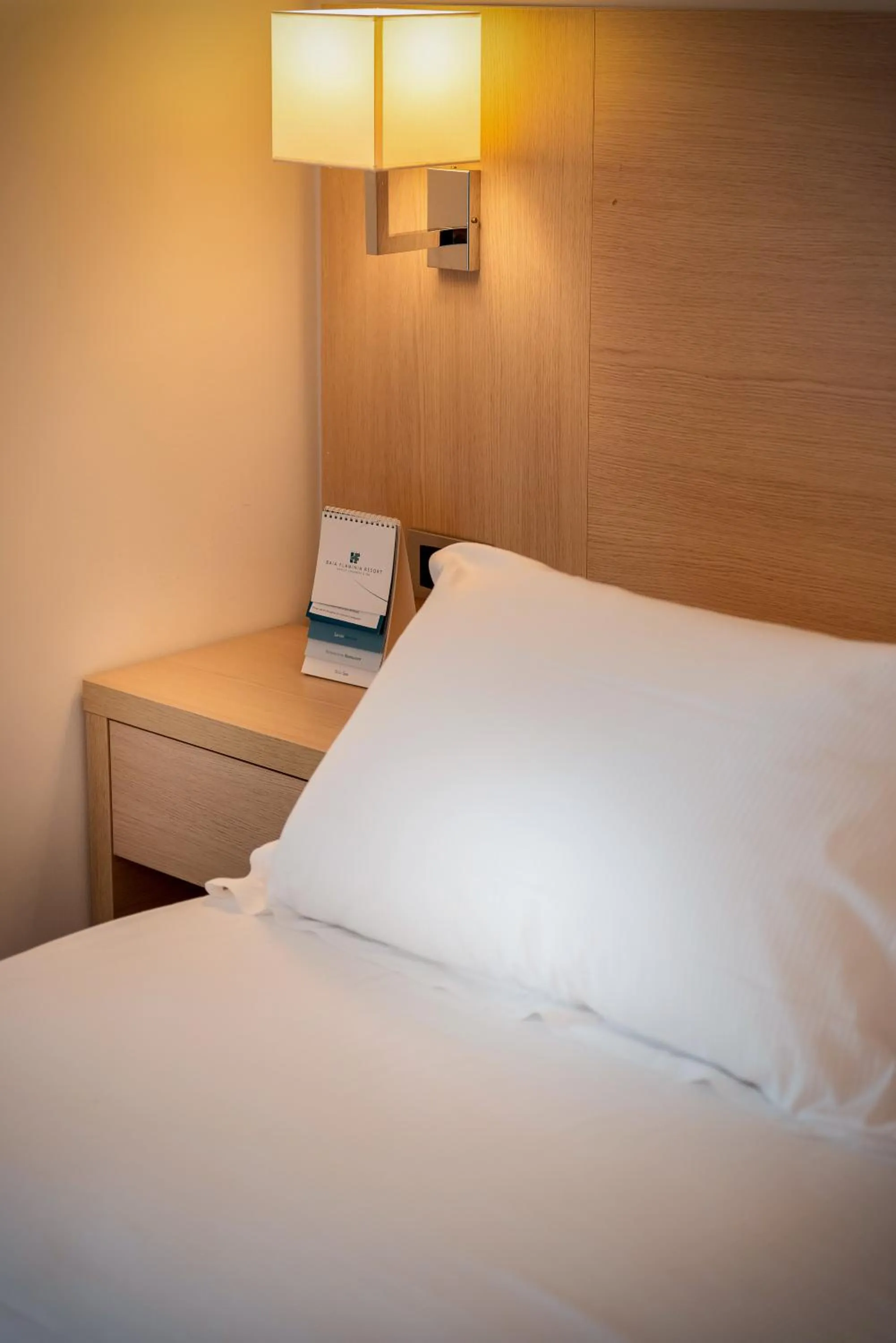 Bedroom, Bed in Hotel Baia Flaminia