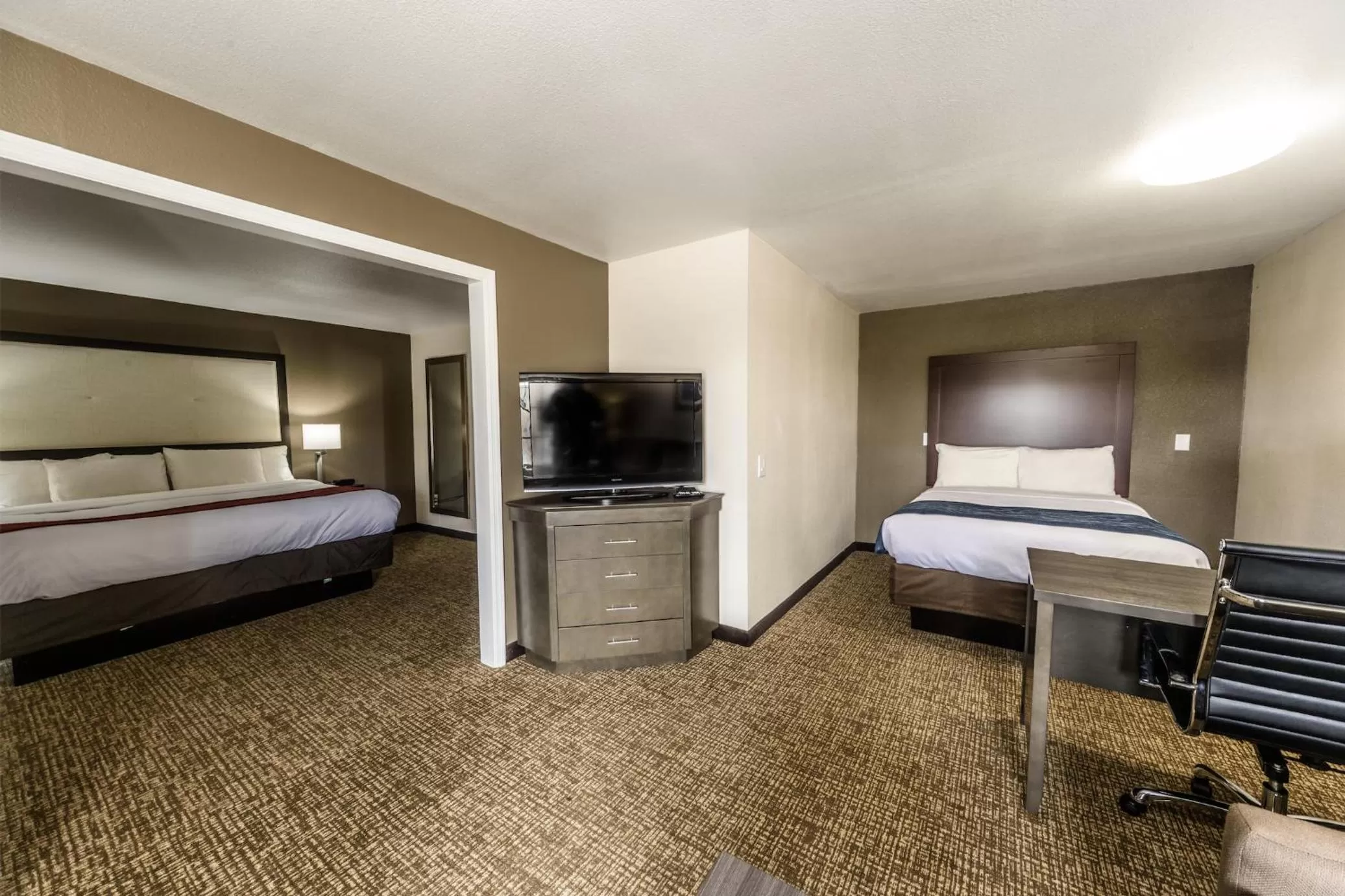 TV and multimedia, Bed in Richland Inn