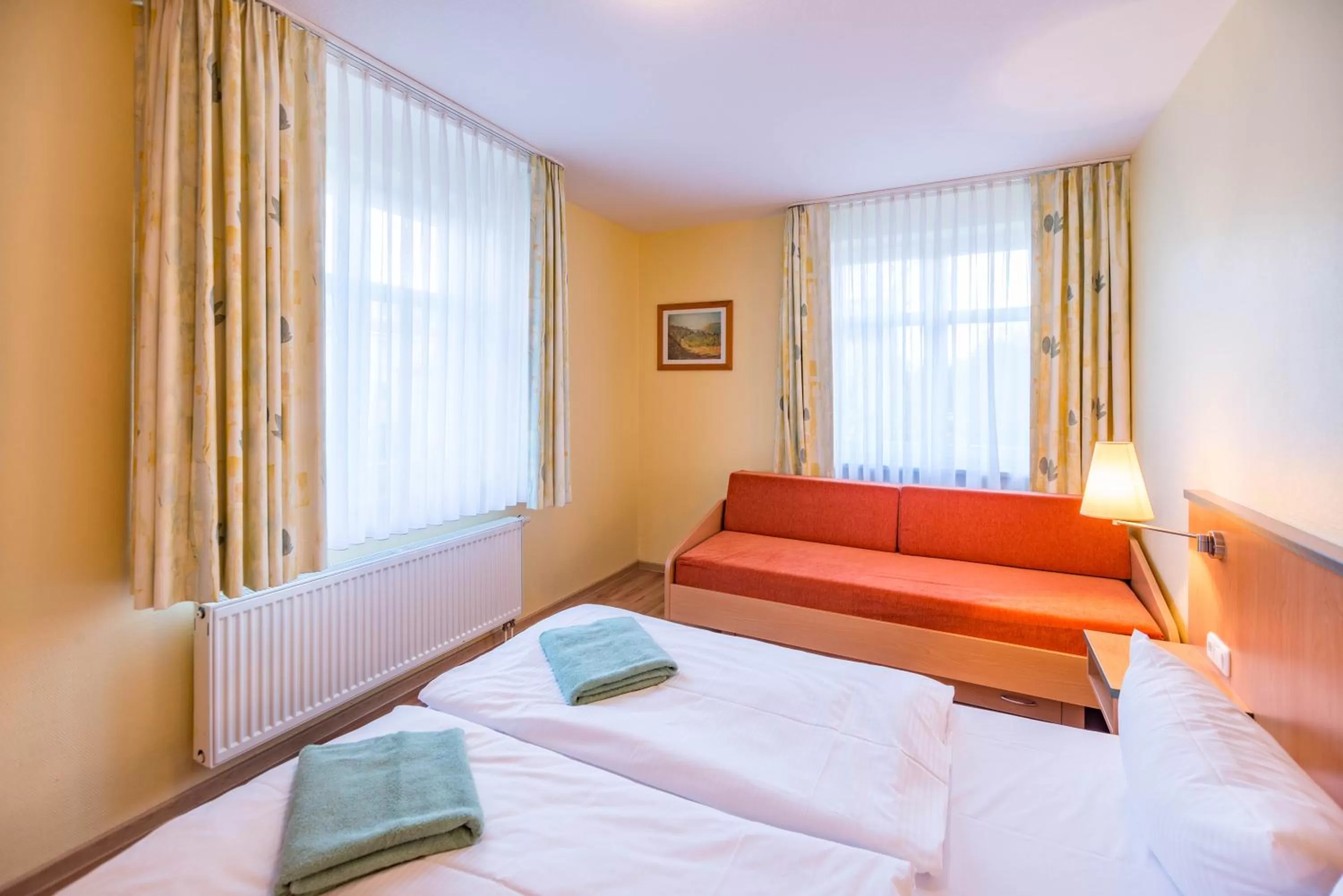 Photo of the whole room, Bed in Am Weststrand Apartmenthaus Waldeck