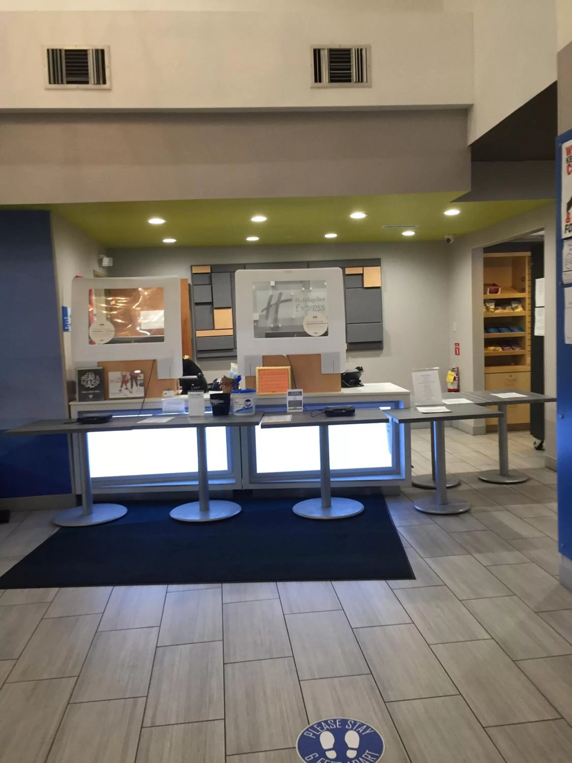 Lobby or reception in Holiday Inn Express & Suites Orangeburg by IHG