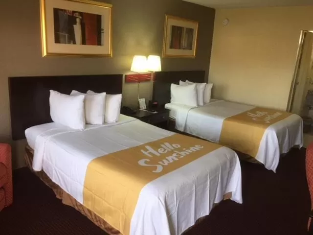 Bed in Days Inn by Wyndham Paintsville