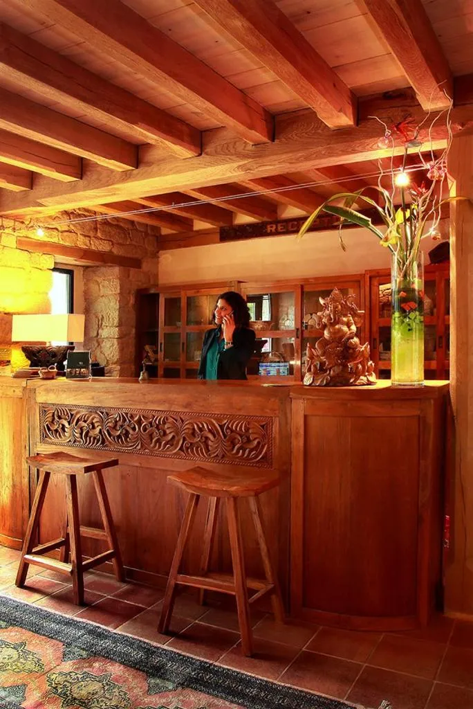 People in Manoir des Indes, The Originals Relais