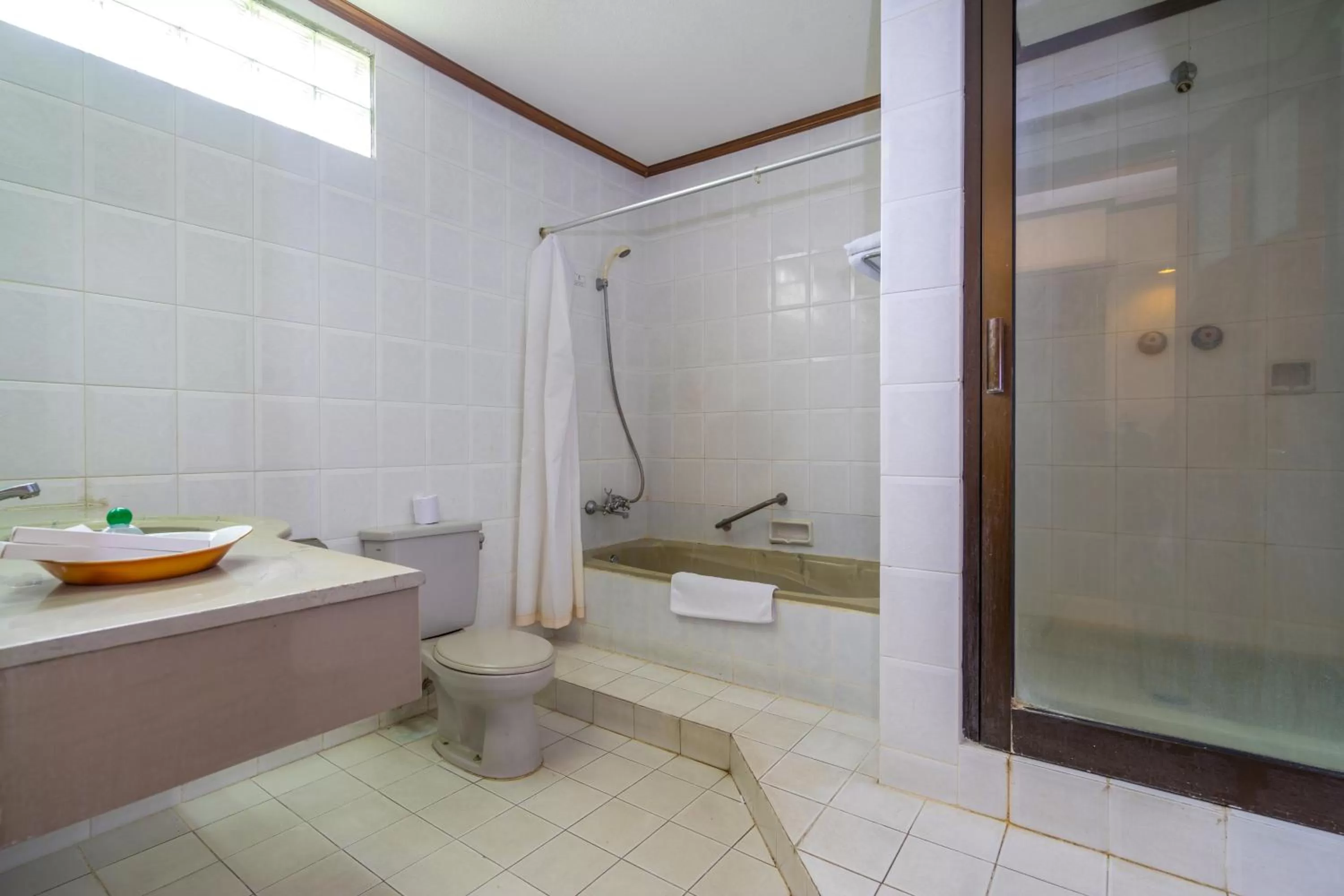 Hot Tub in Inna Bali Heritage Hotel