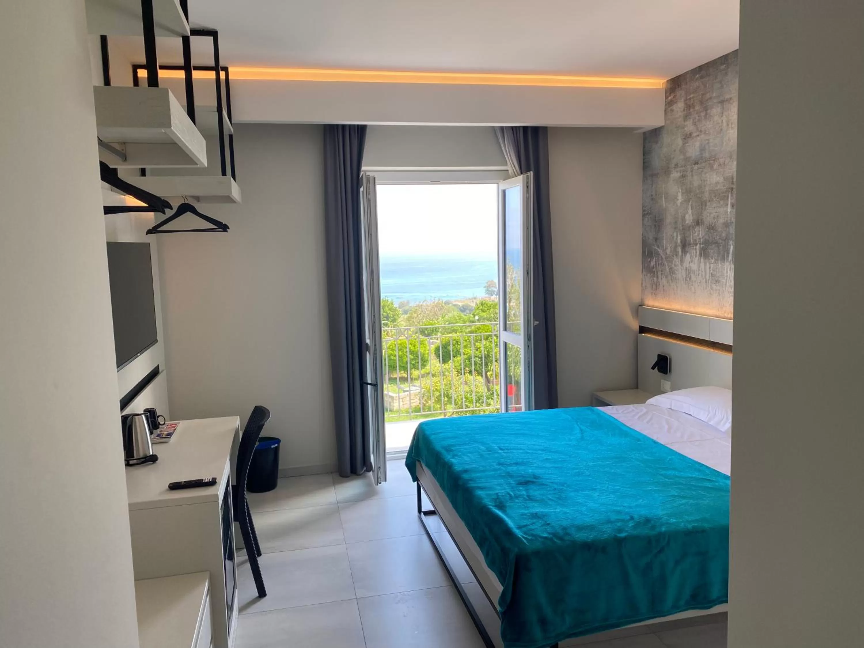 Bed in Aether Suites Tropea - Free Private Parking