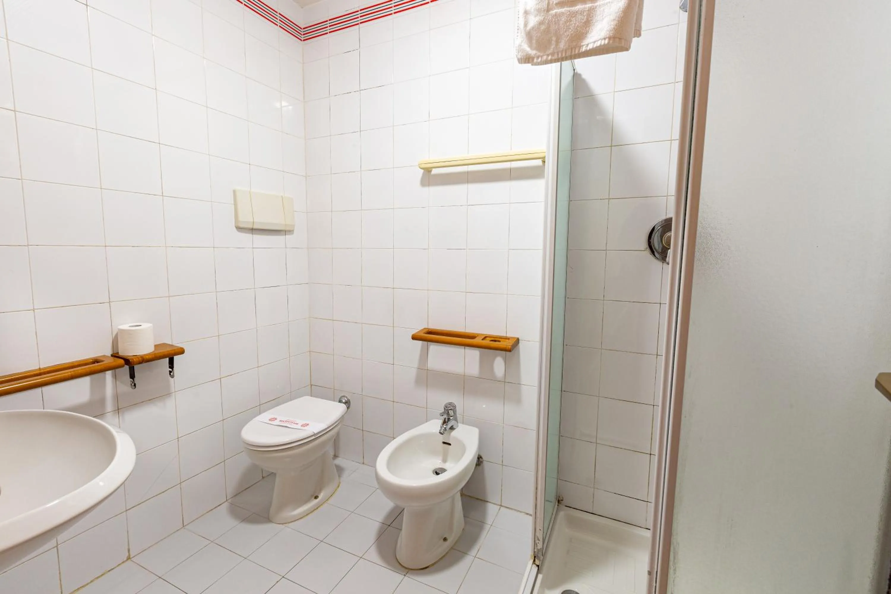 Shower in Hotel Villa Strassoldo "Ex Attianese Hotel Restaurant"