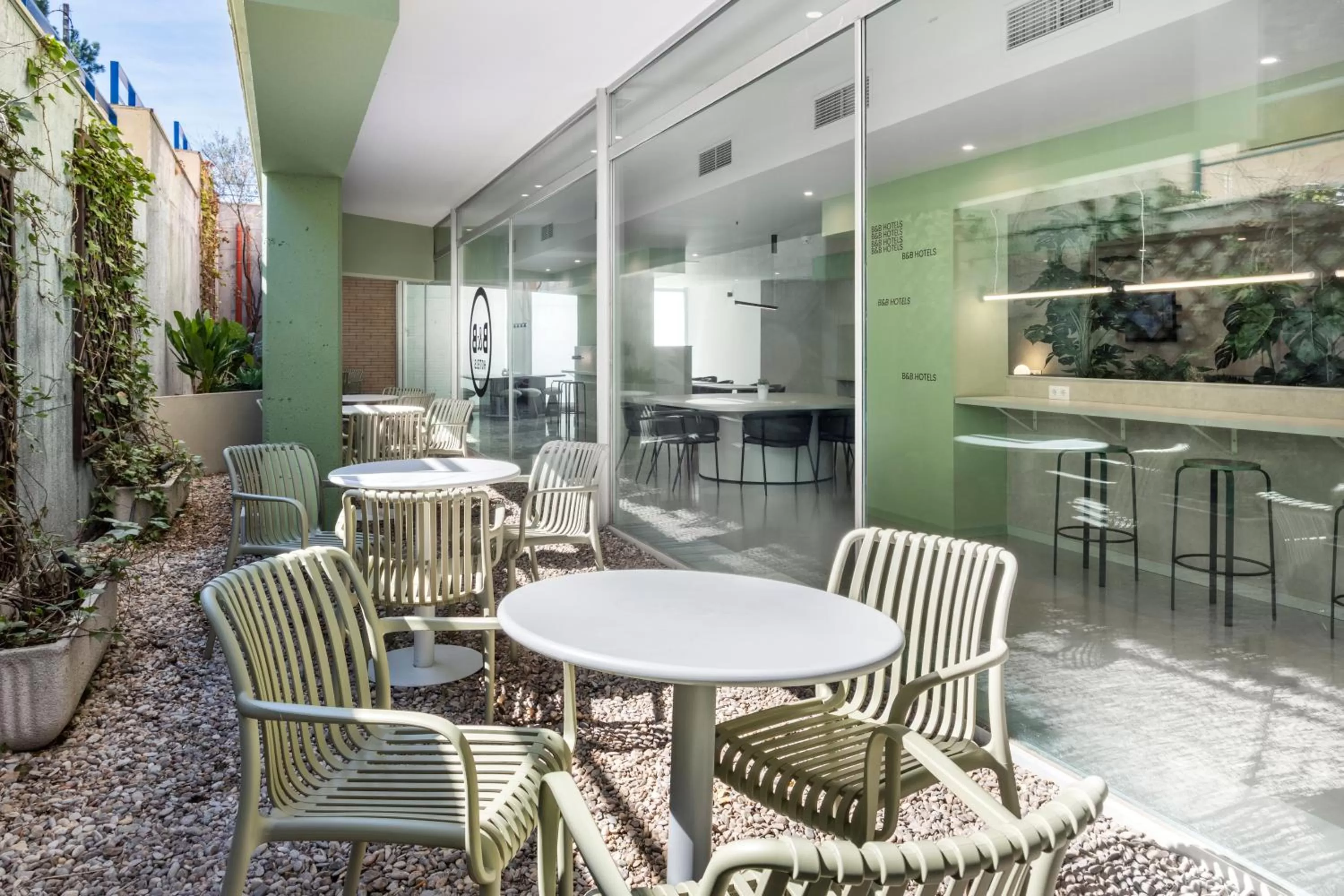 Restaurant/places to eat in B&B HOTEL Madrid Pinar de las Rozas