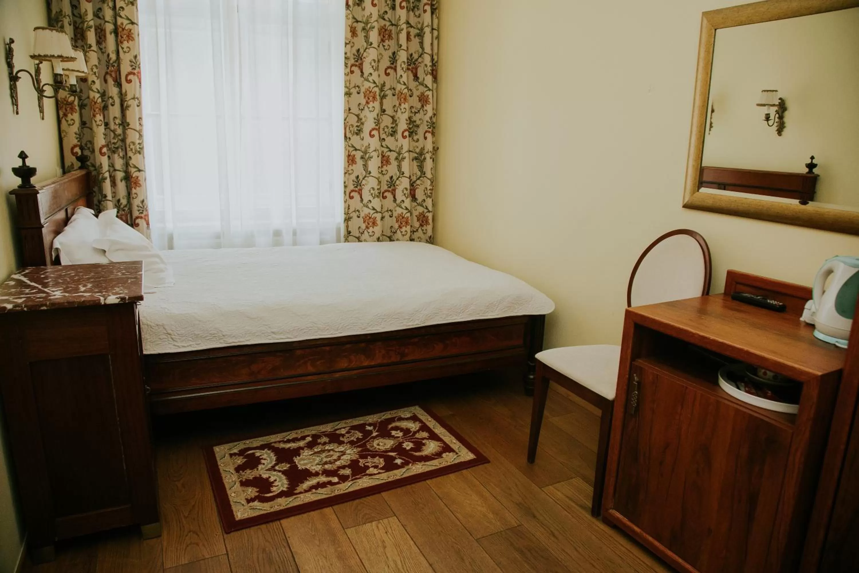 Bed in Aparthotel Grodzka 21