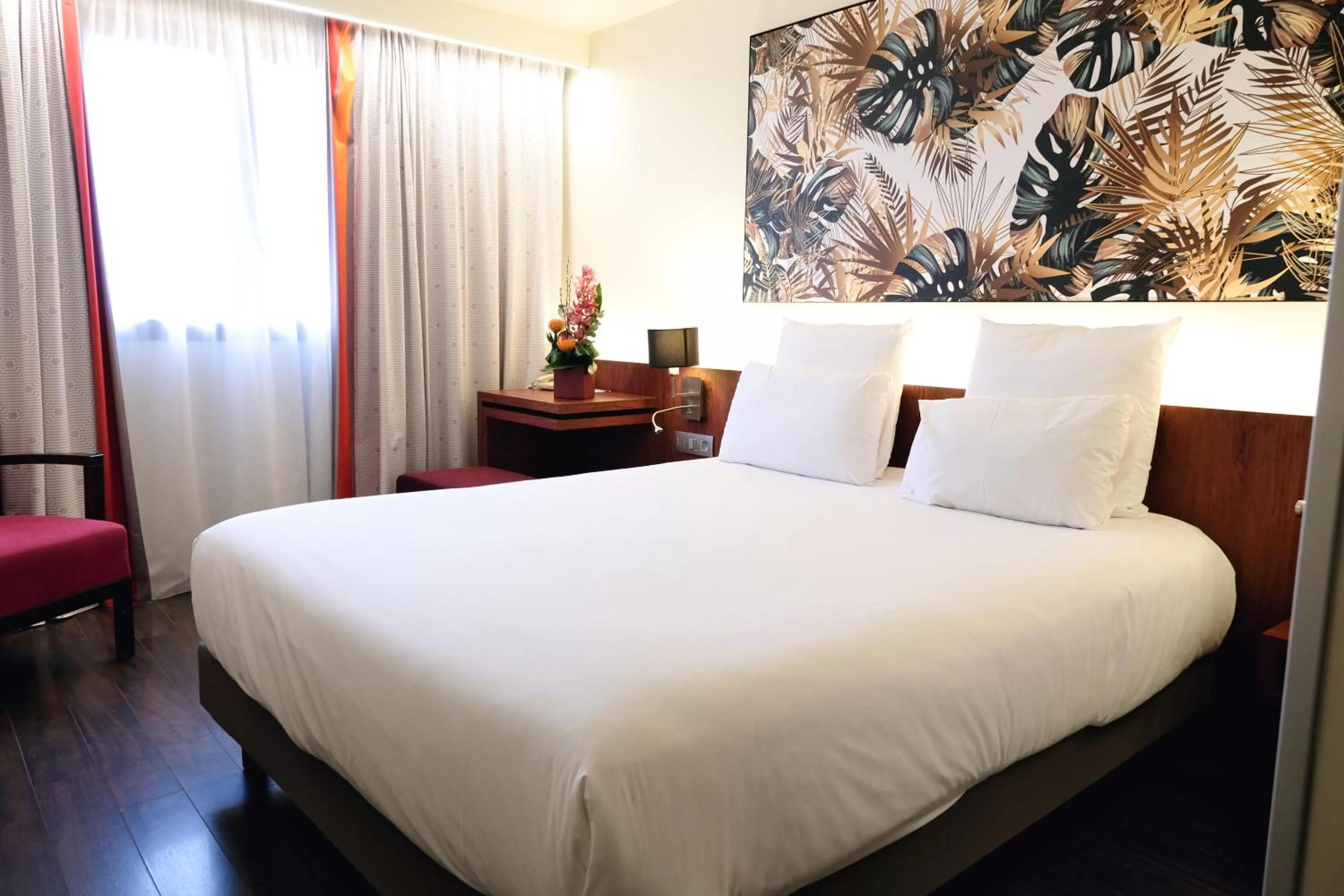 Bedroom, Bed in Mercure Perpignan Centre