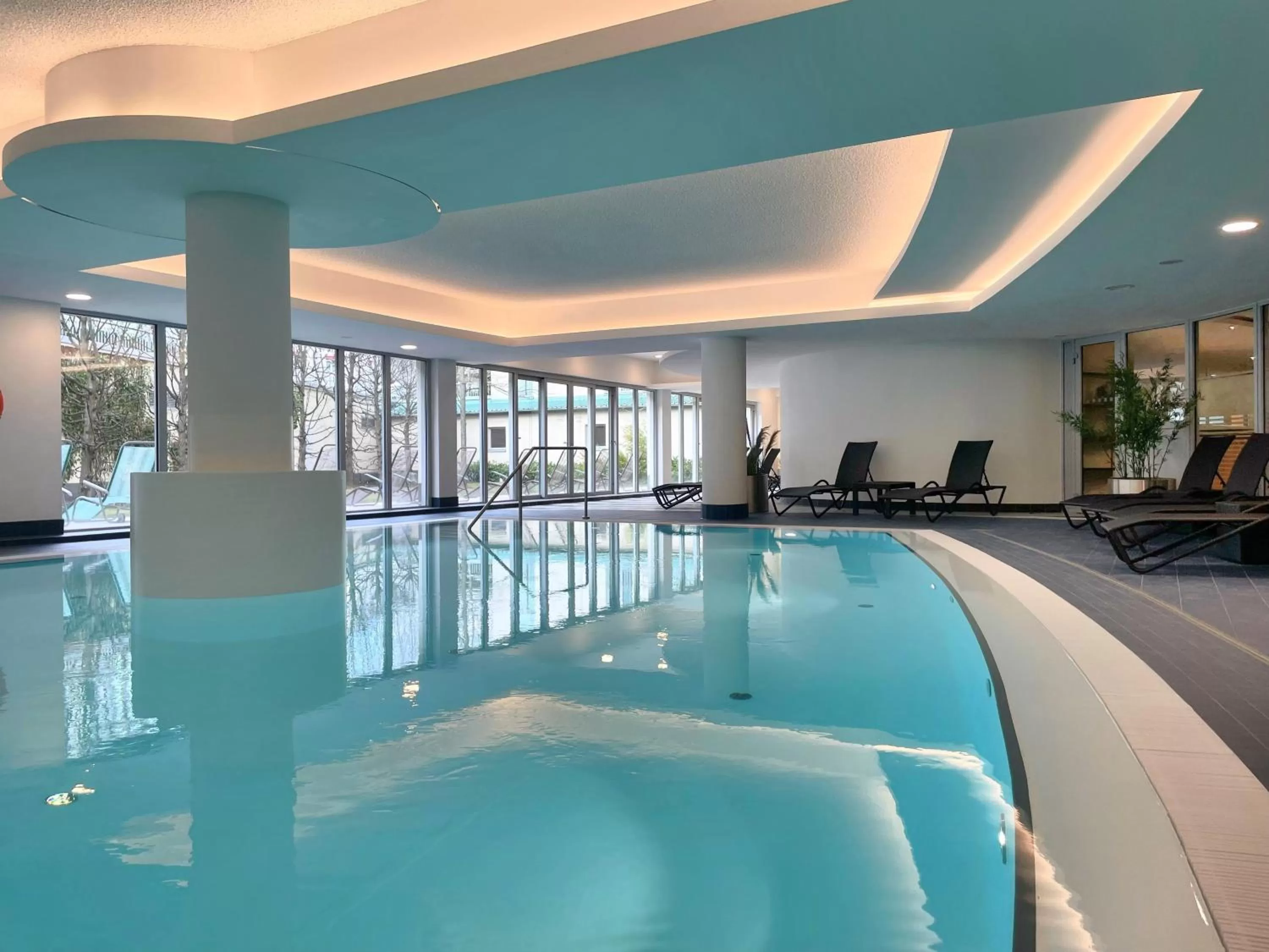 Swimming pool in Dorint Hotel Potsdam