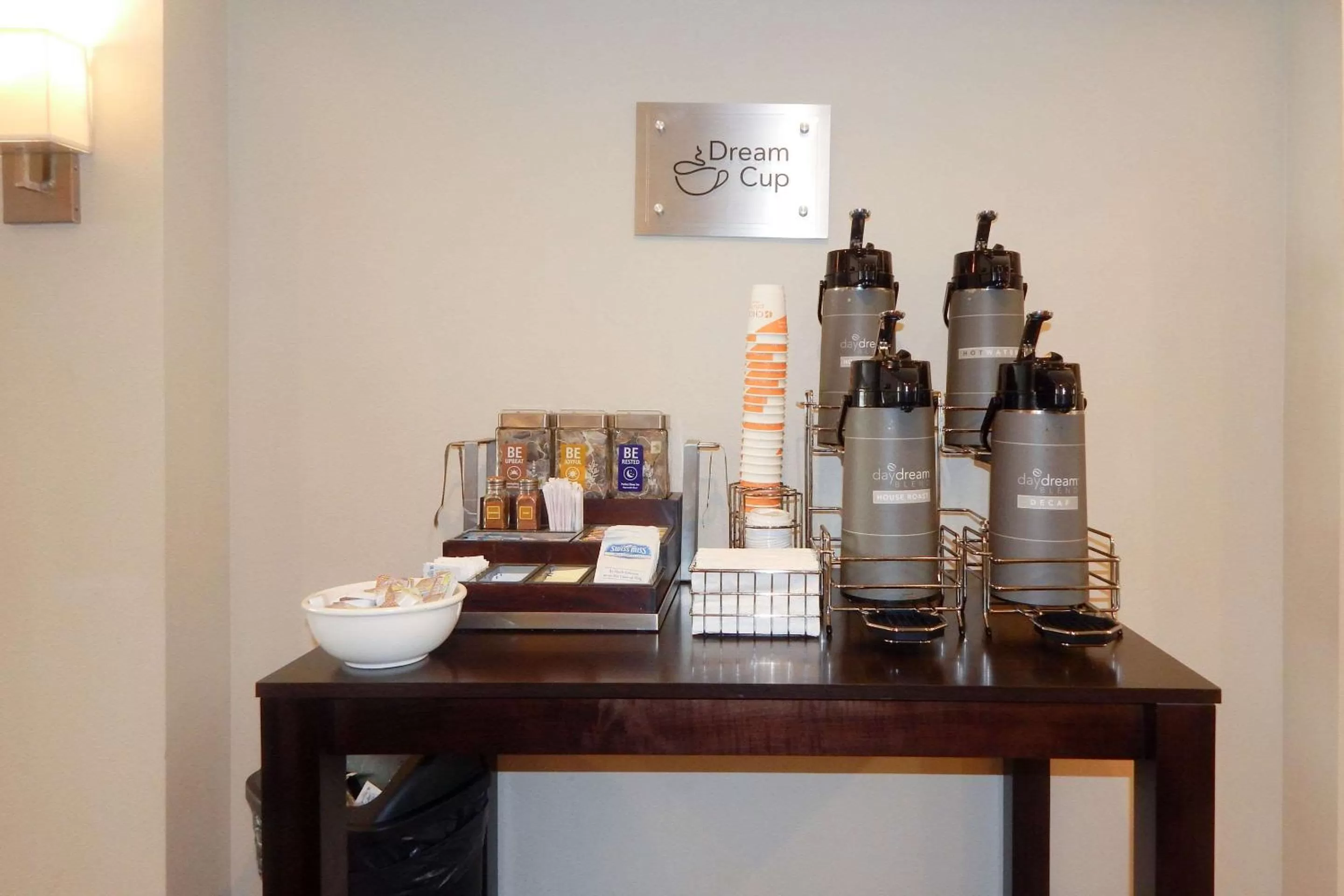 Restaurant/places to eat in Sleep Inn & Suites Evergreen I-65