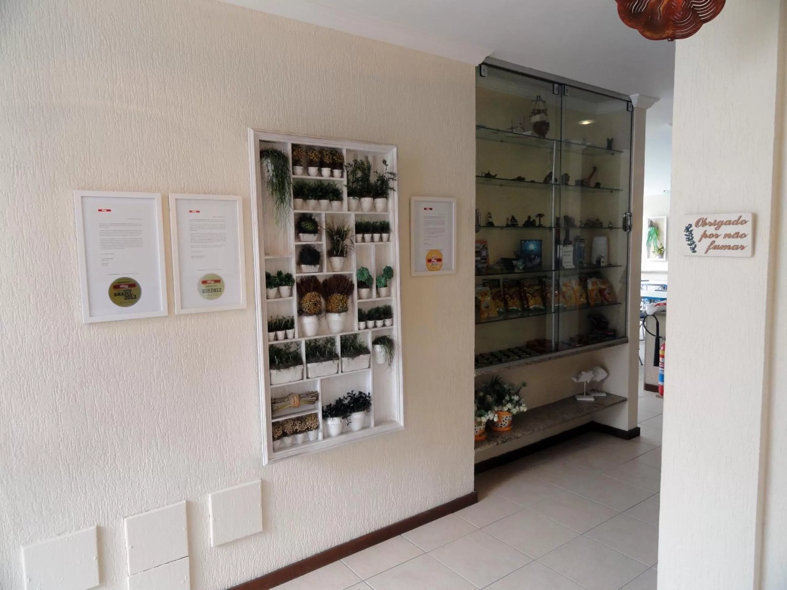 Decorative detail in Village du Soleil