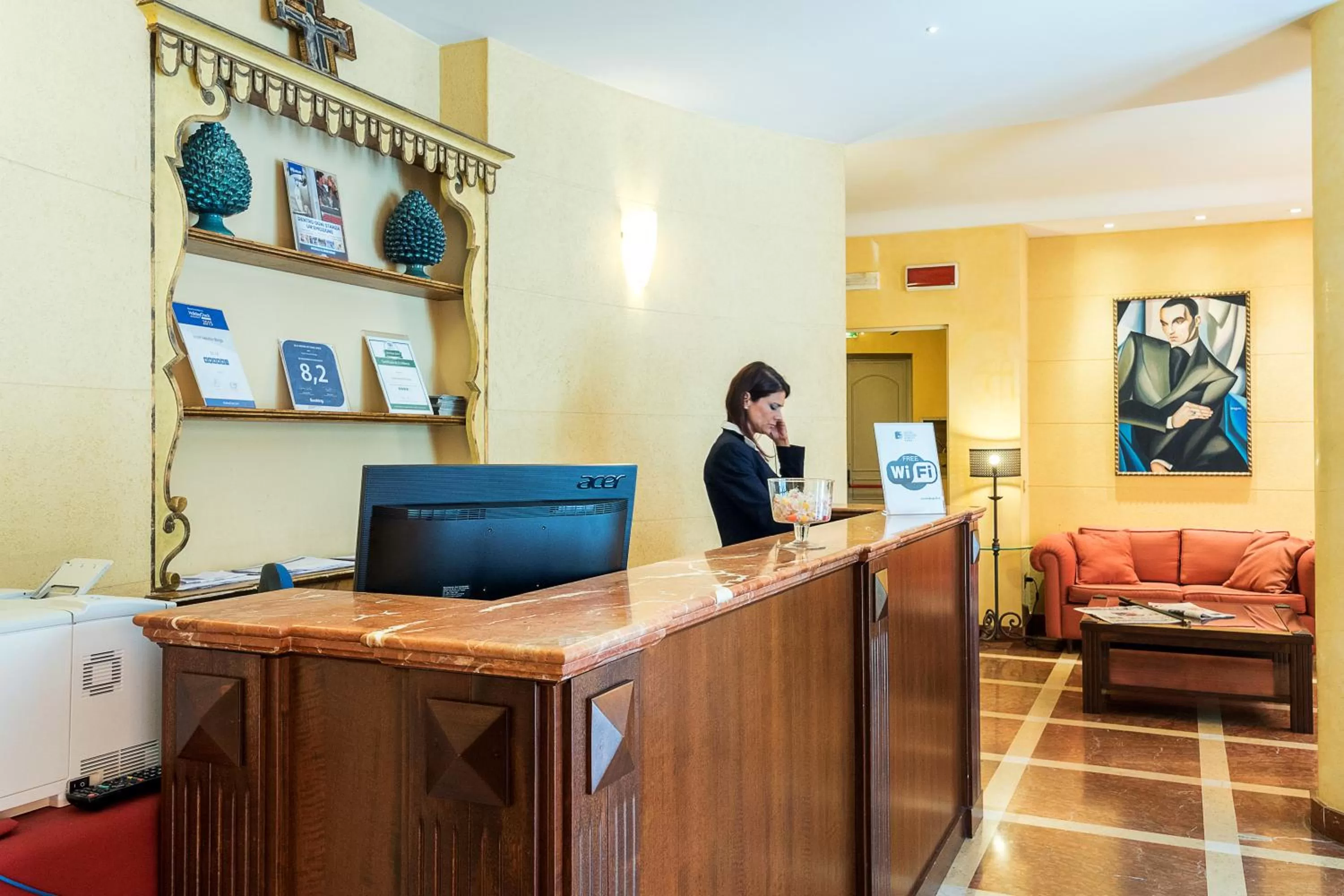 Lobby or reception in Hotel Vecchio Borgo