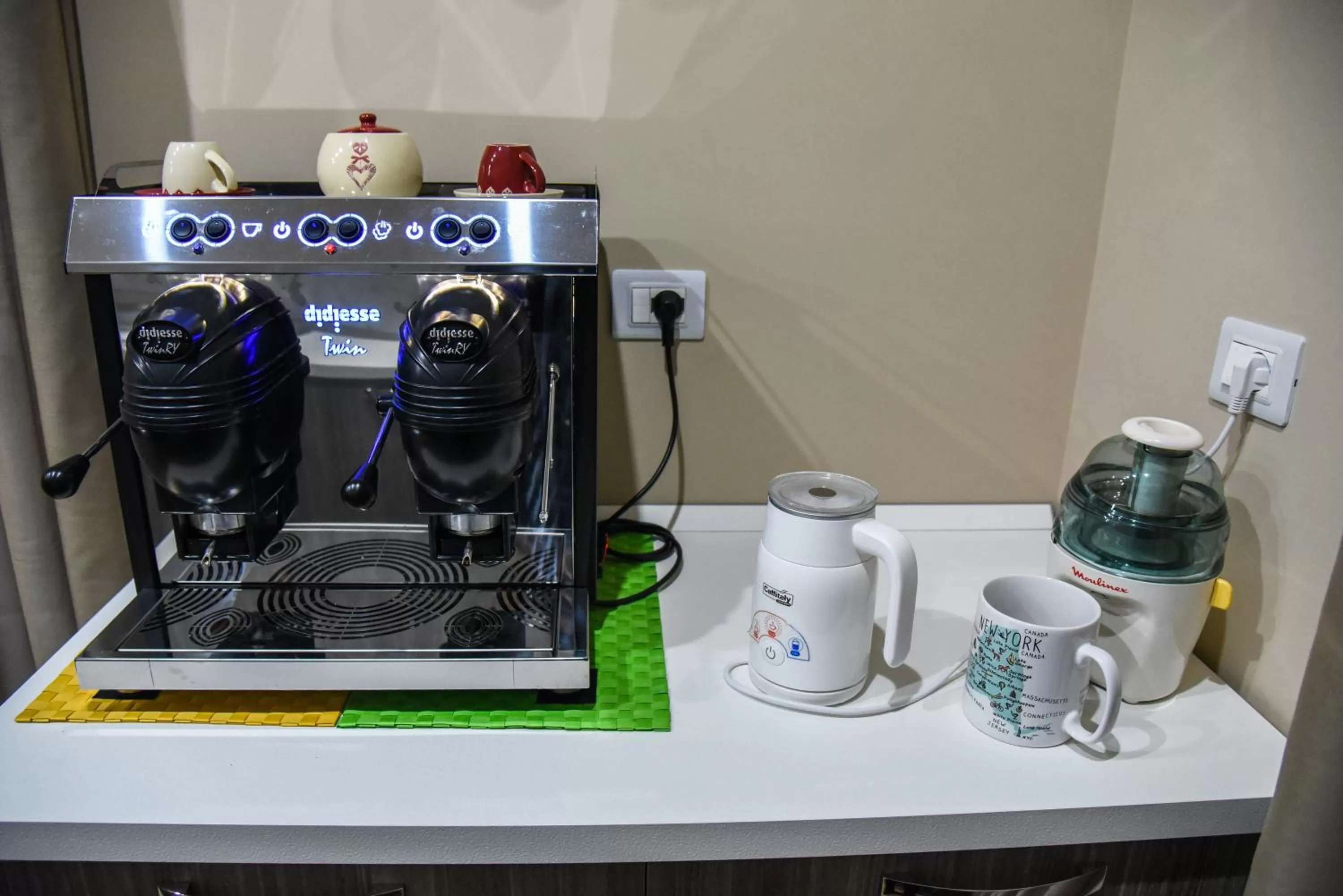 Coffee/tea facilities in Margherita 2.0