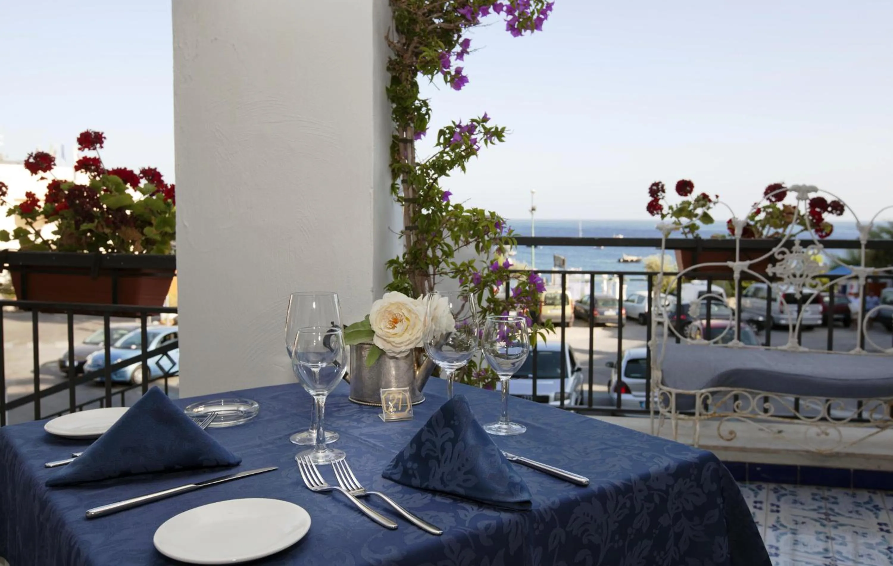Restaurant/places to eat in Punta Campanella Resort & Spa
