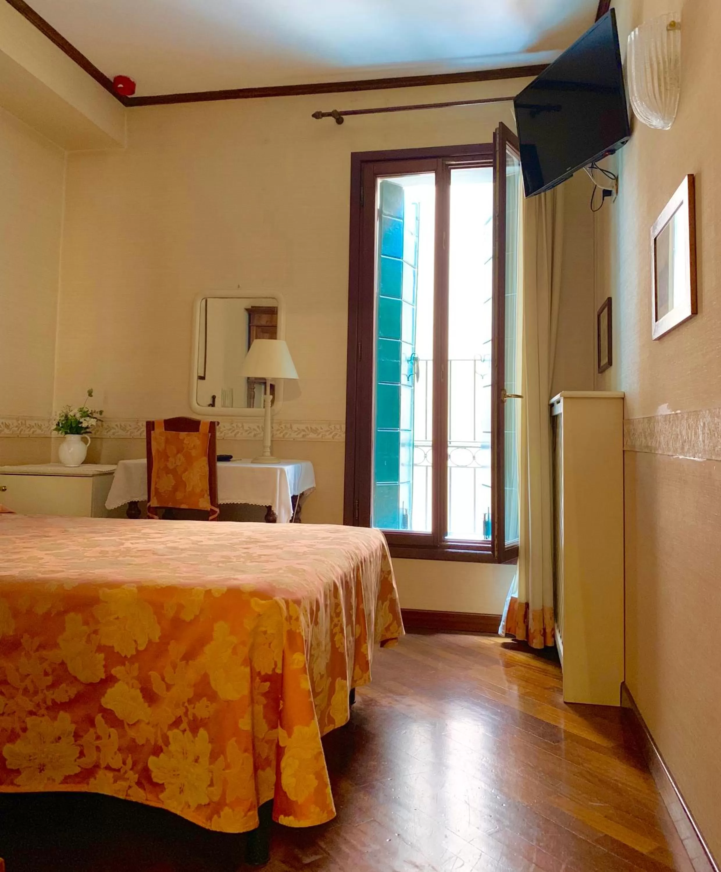 Bed in Hotel La Calcina