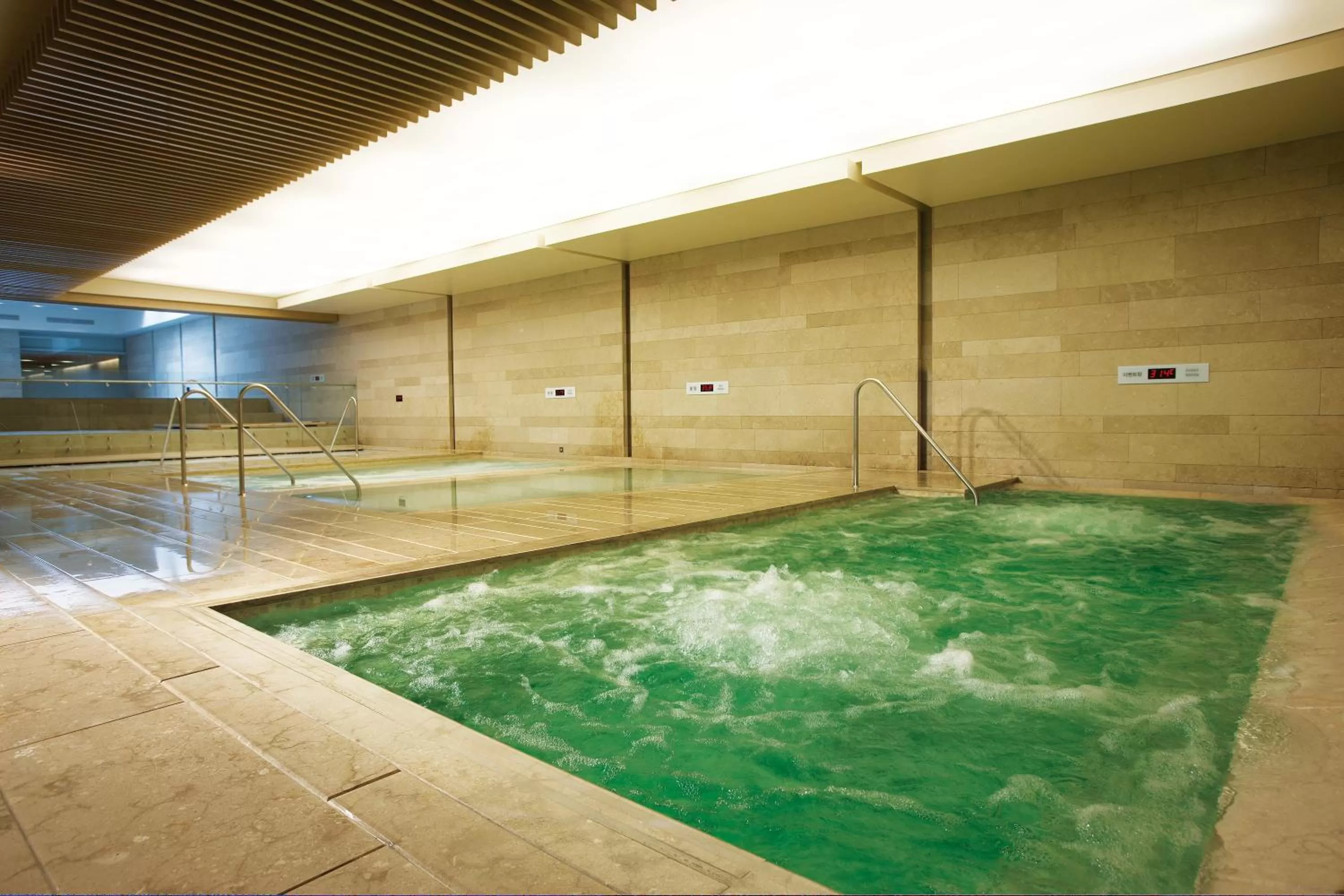 Spa and wellness centre/facilities in The Classic 500 Pentaz Executive Residence