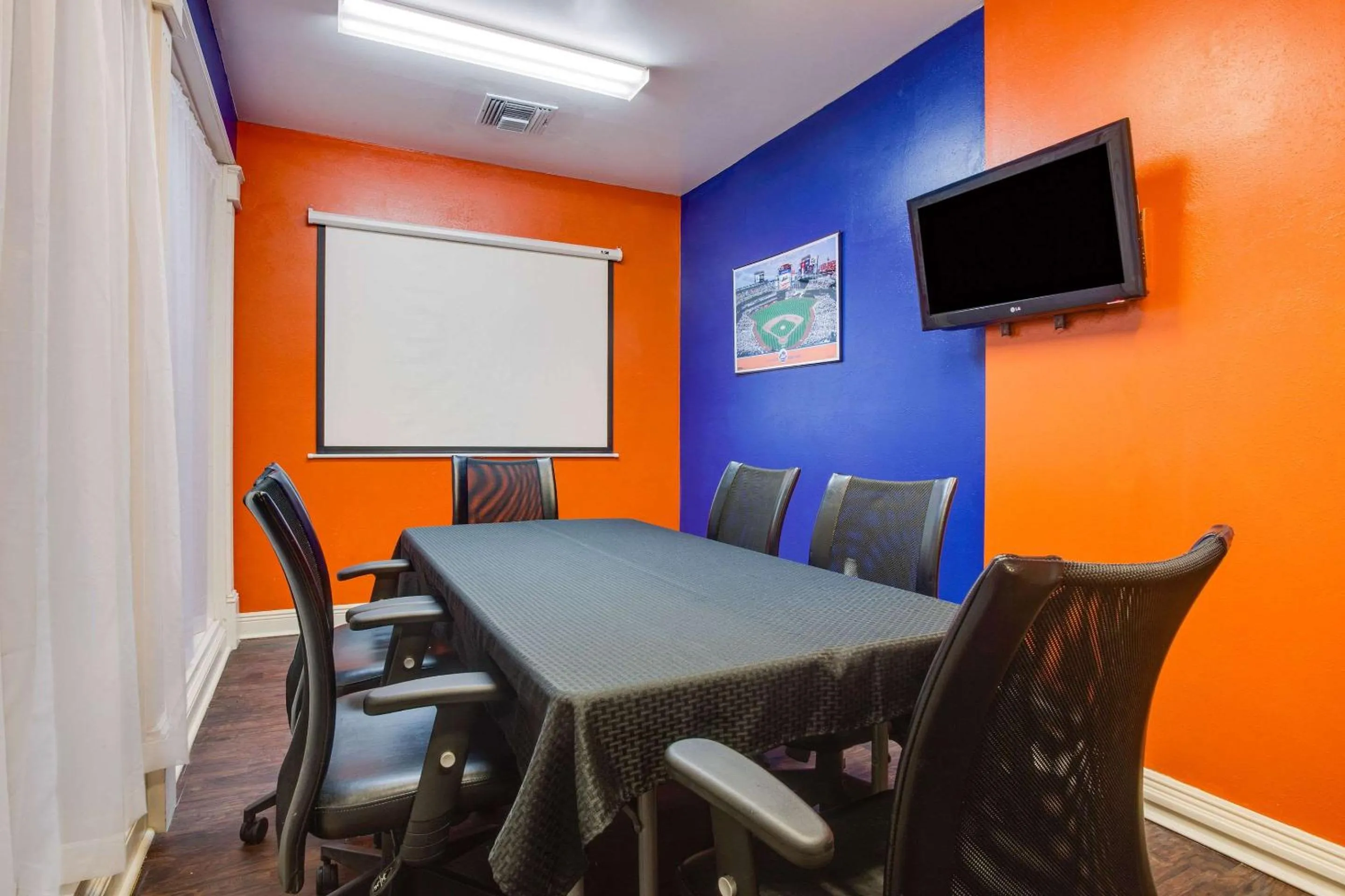 Meeting/conference room in MainStay Suites at PGA Village