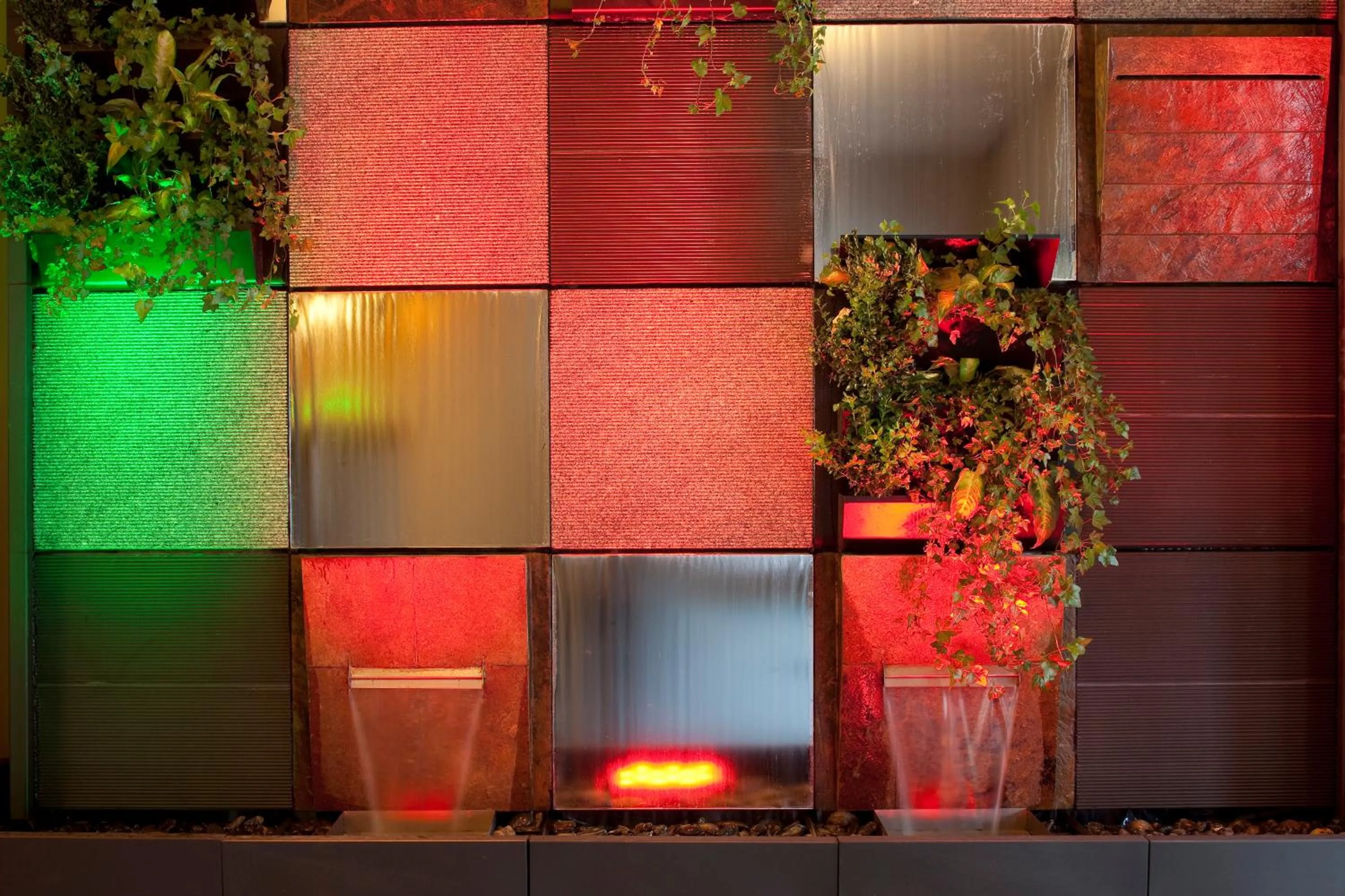 Decorative detail in Escale Oceania Aix-en-Provence