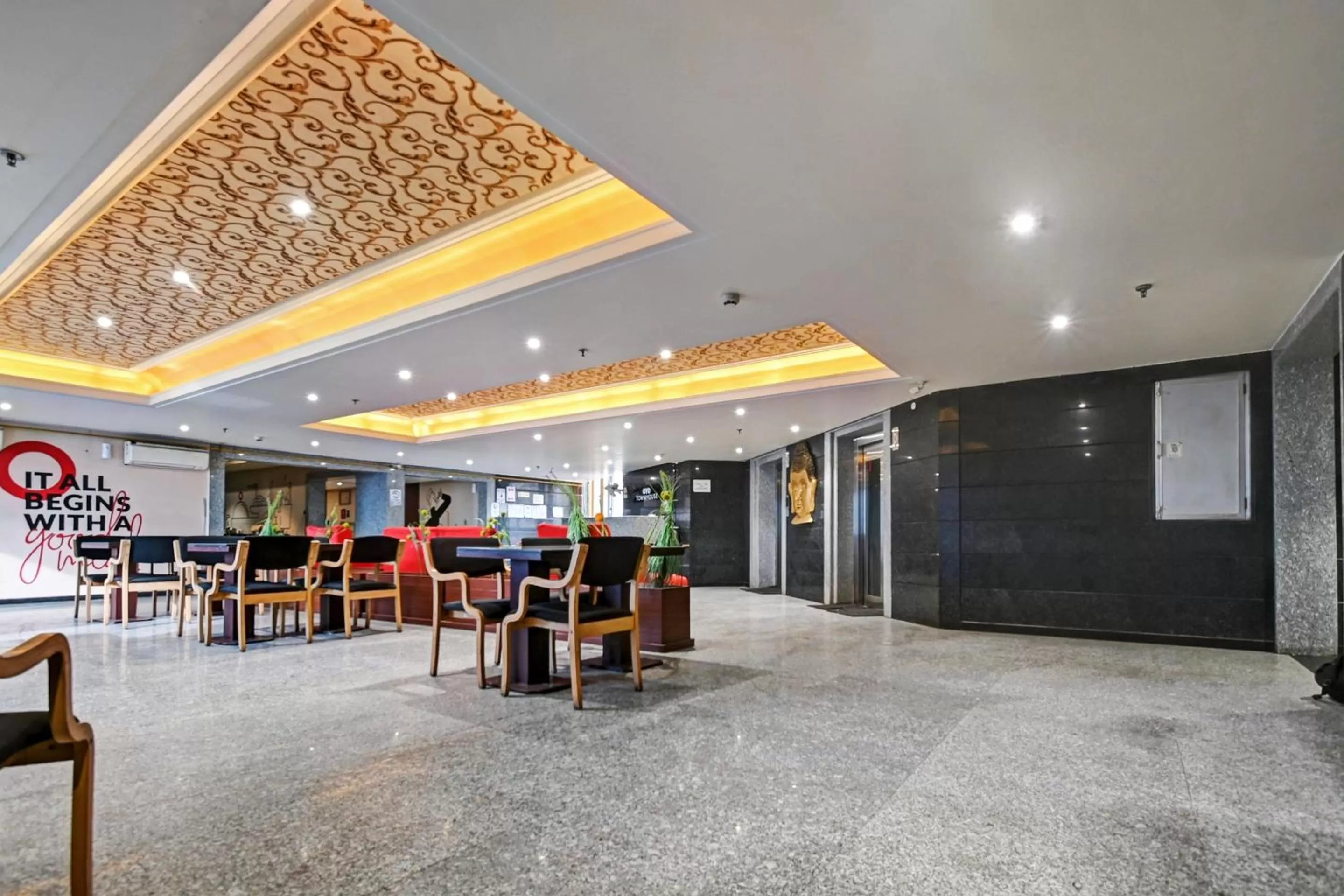 Other in Super OYO Townhouse 132 Hotel The Grand