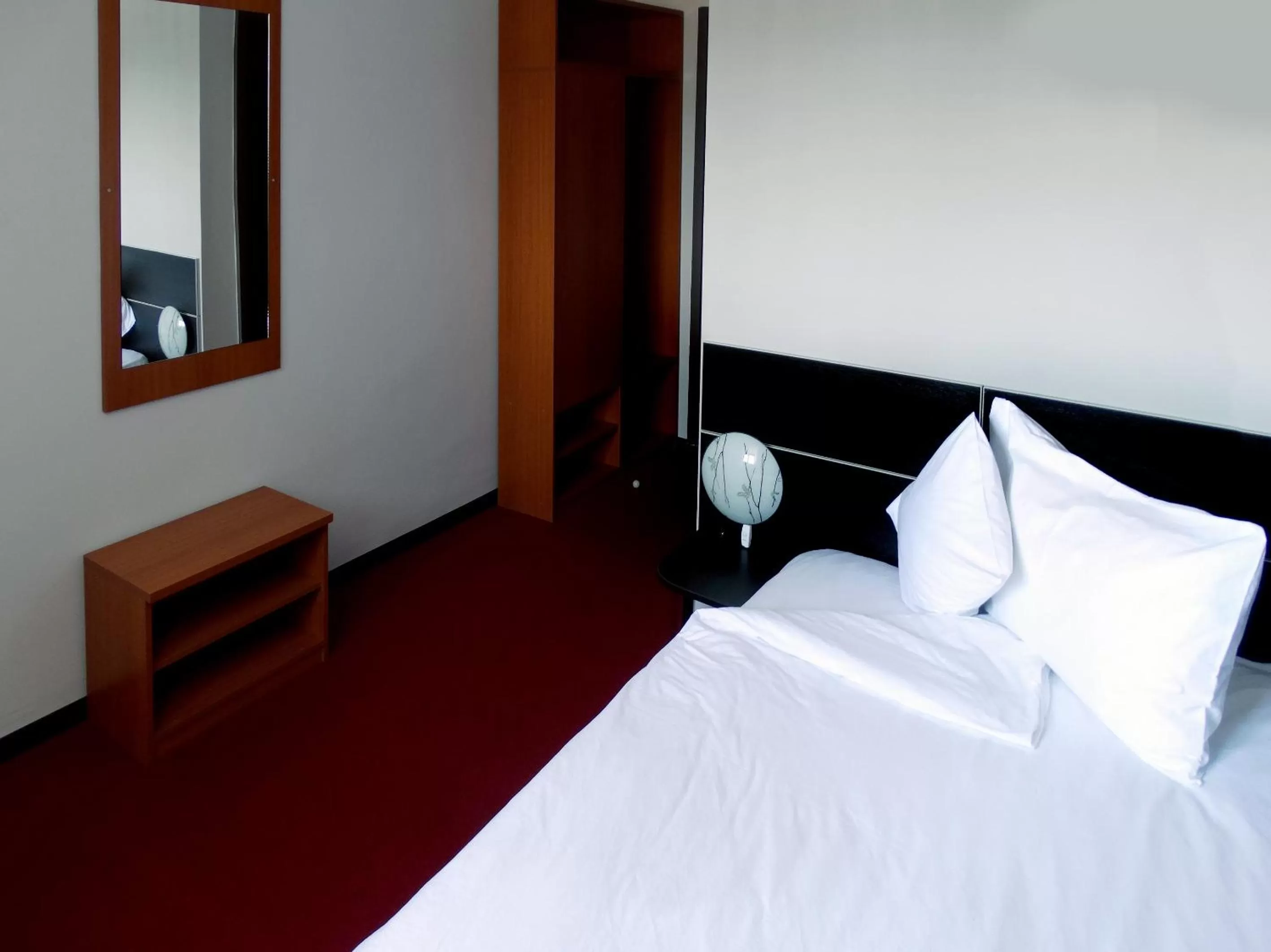 Single Room - single occupancy in Prince Hotel