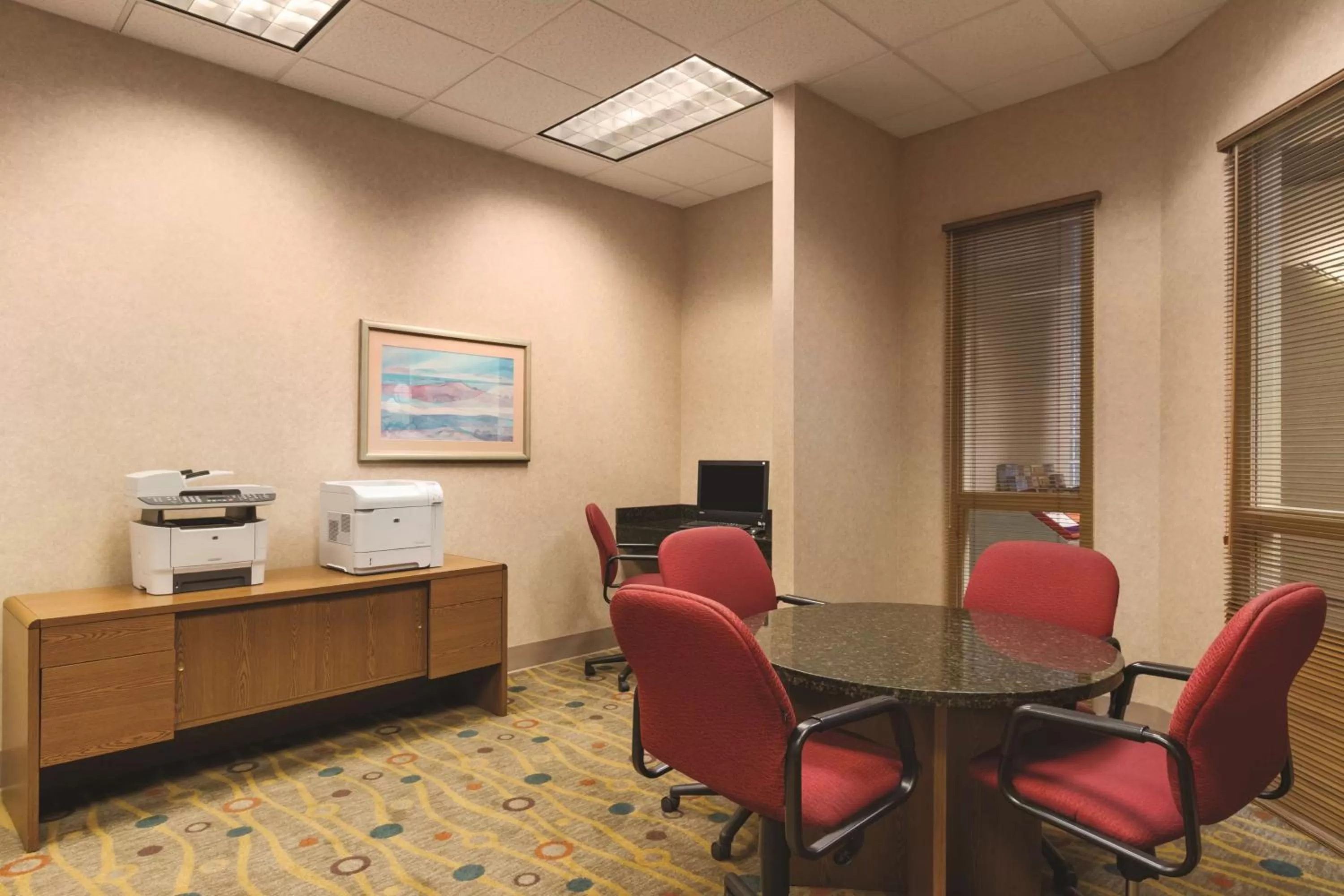 Business facilities in Embassy Suites by Hilton Portland Airport