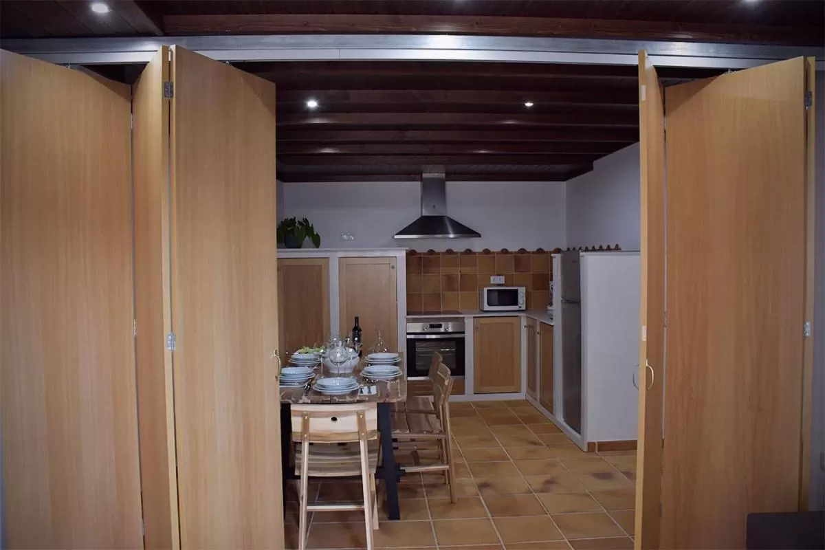 Kitchen or kitchenette in Pincheiro Apartamentos Turísticos