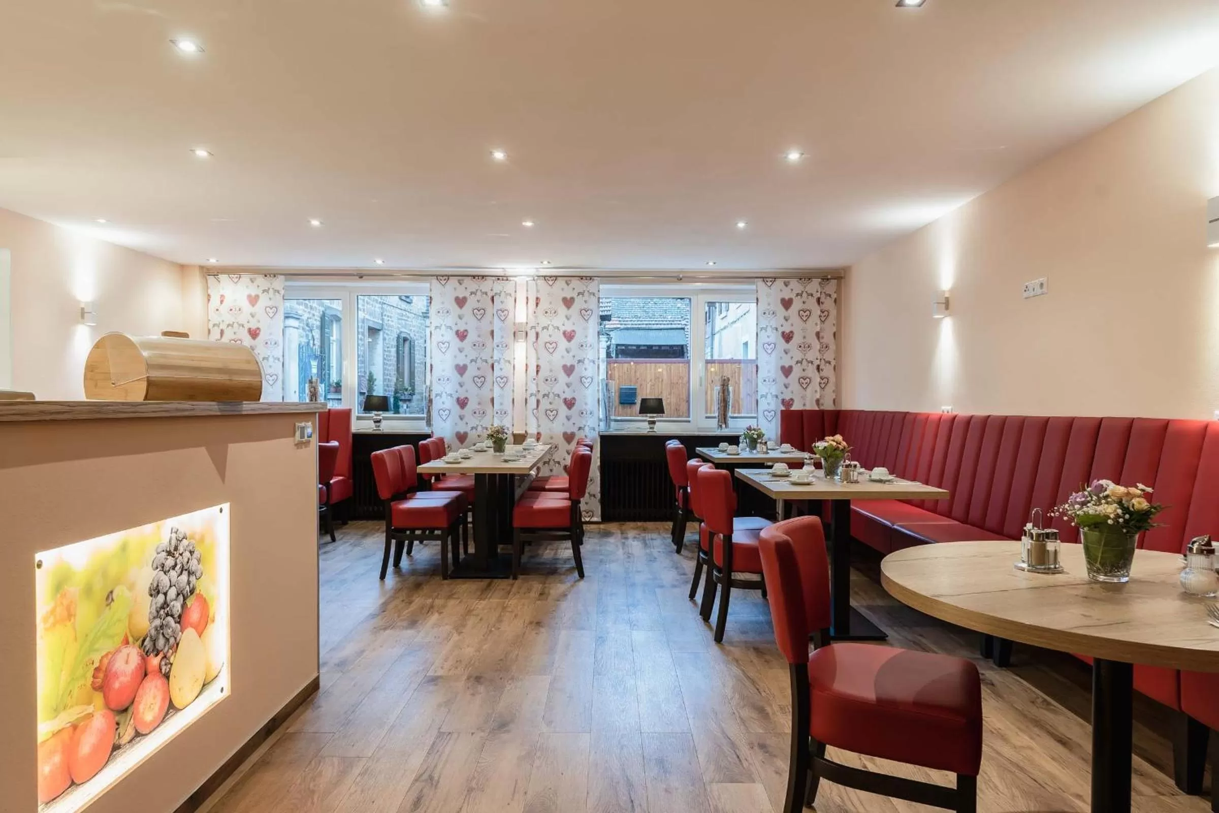 Restaurant/places to eat in Hotel Altes Weinhaus