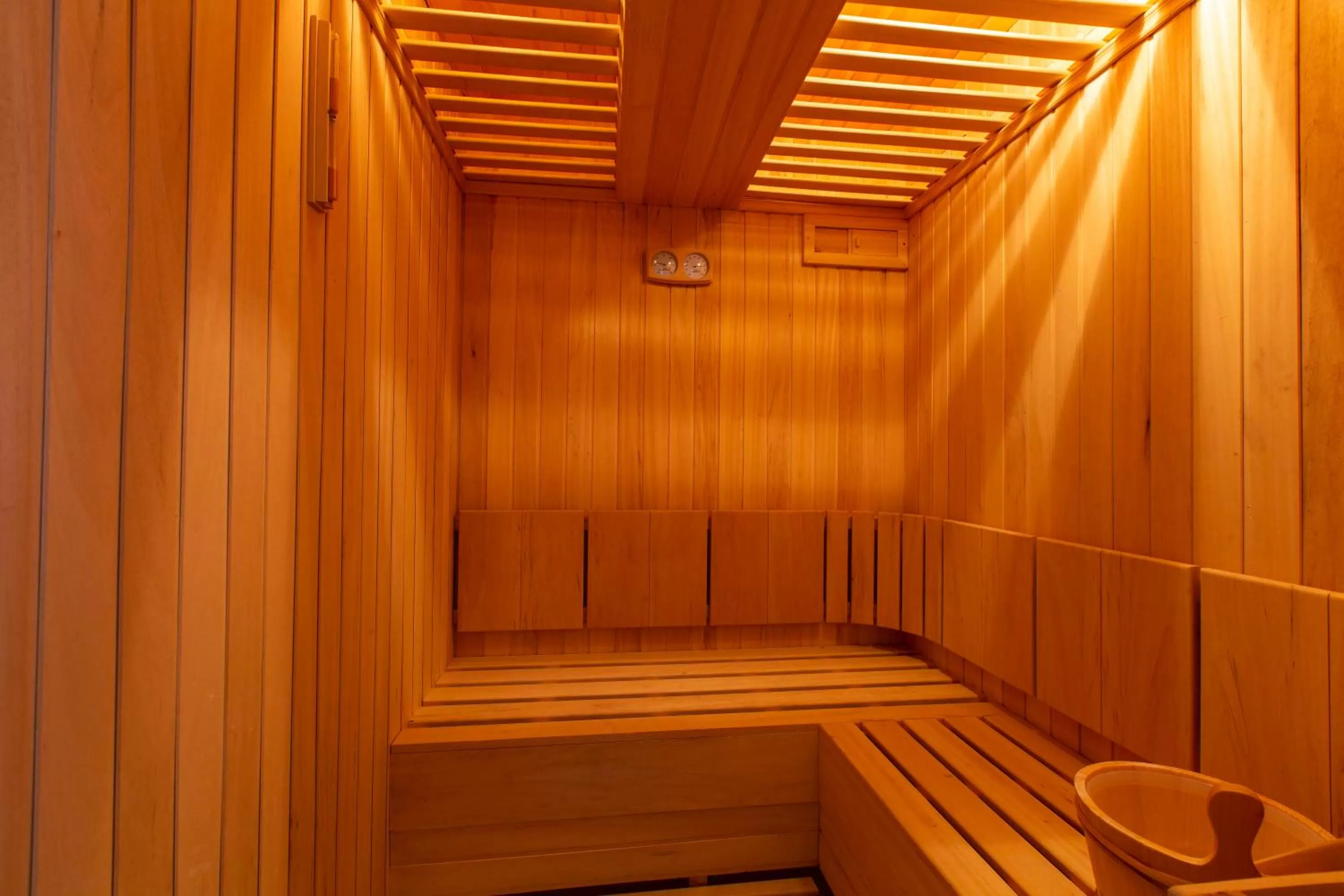 Spa and wellness centre/facilities in Amman International Hotel