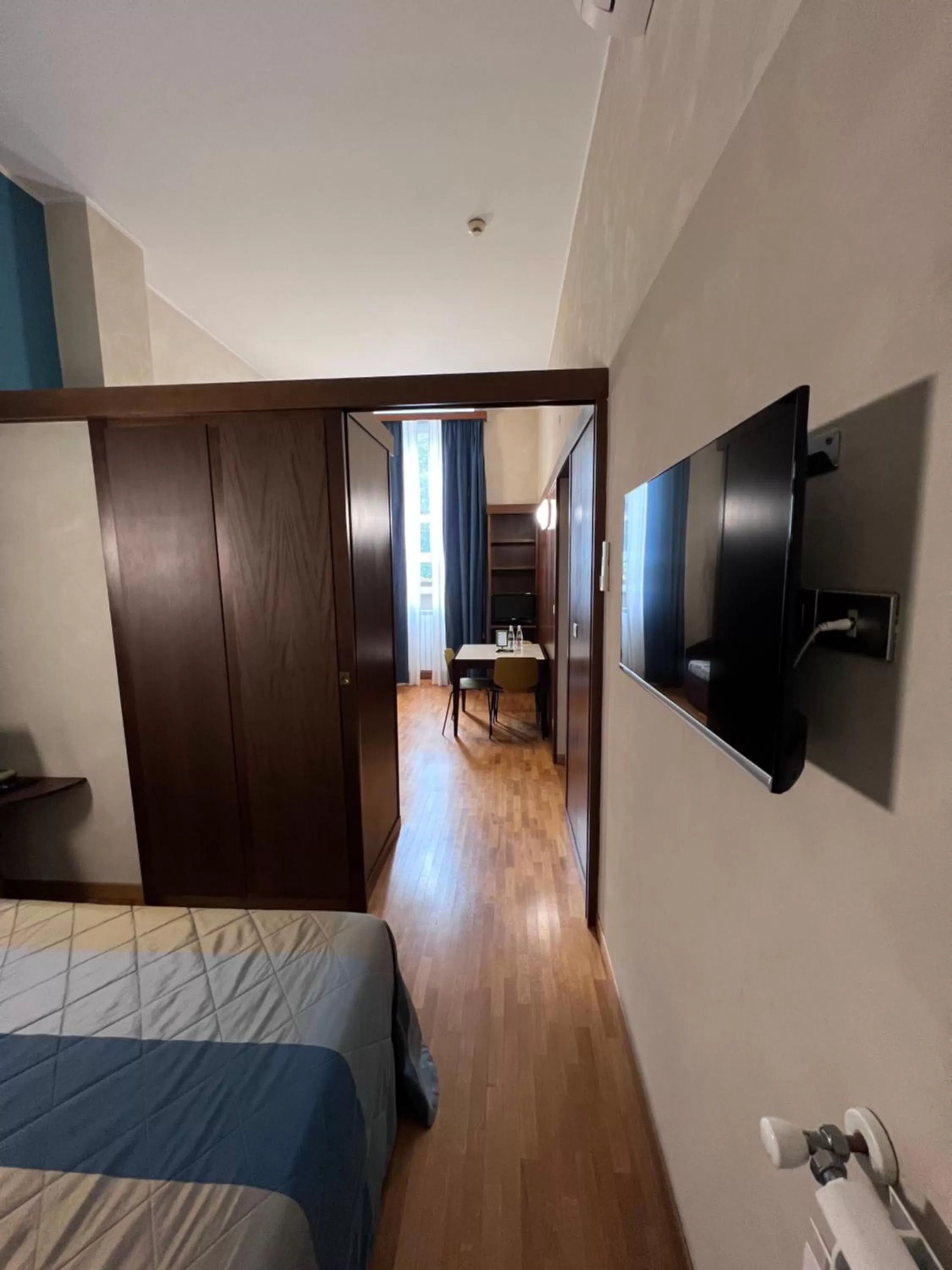 Communal lounge/ TV room, Bed in Residence Star