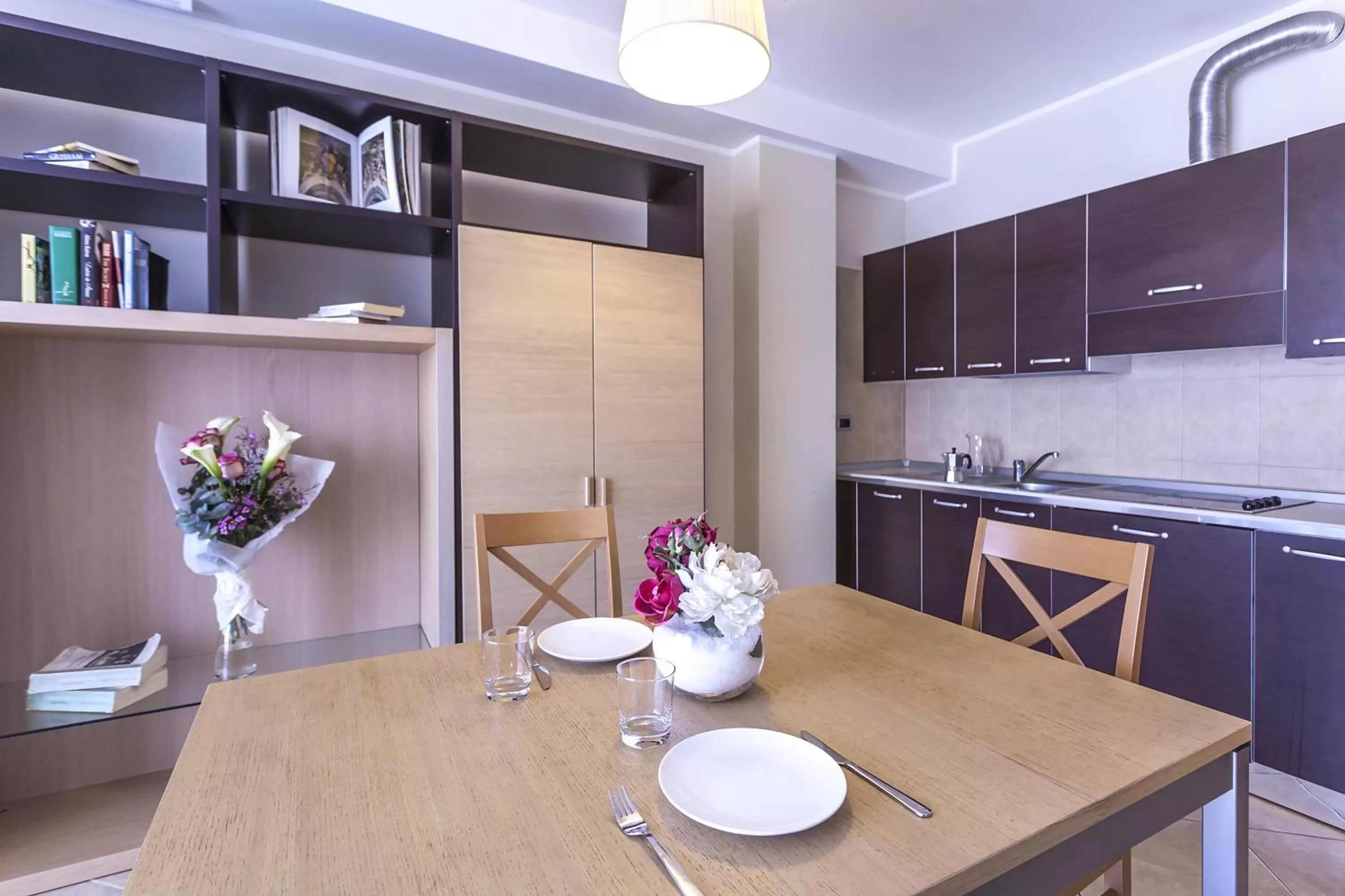 Library in ApartHotel Anghel