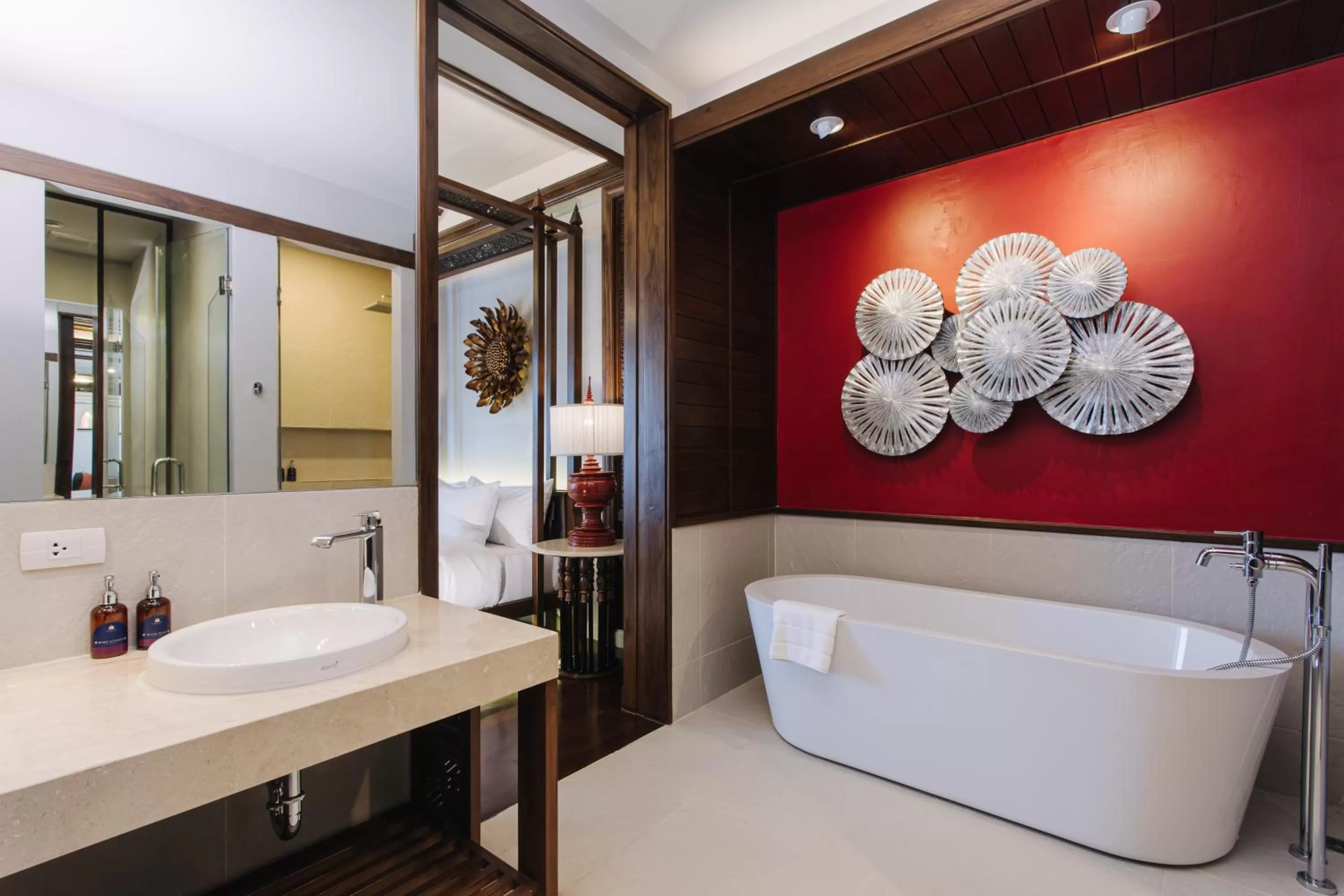 Bath in T Heritage Hotel