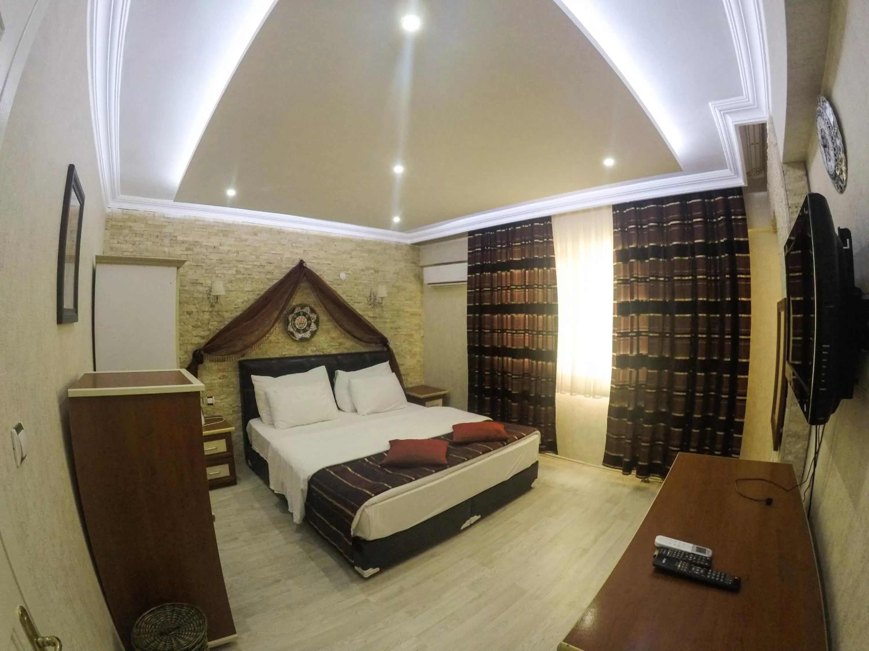 Other, Bed in Melrose Pansiyon