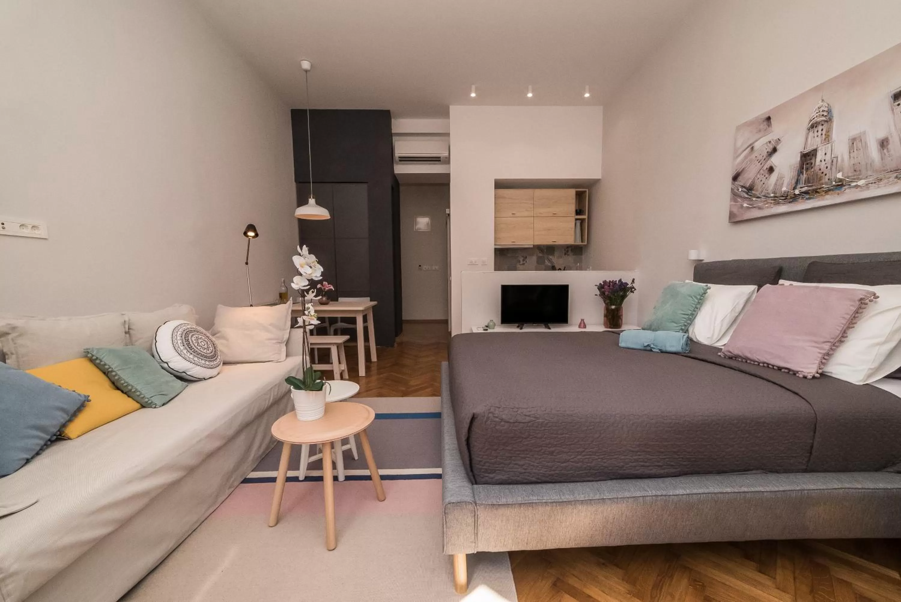 Photo of the whole room in Doma Zagreb Aparthotel