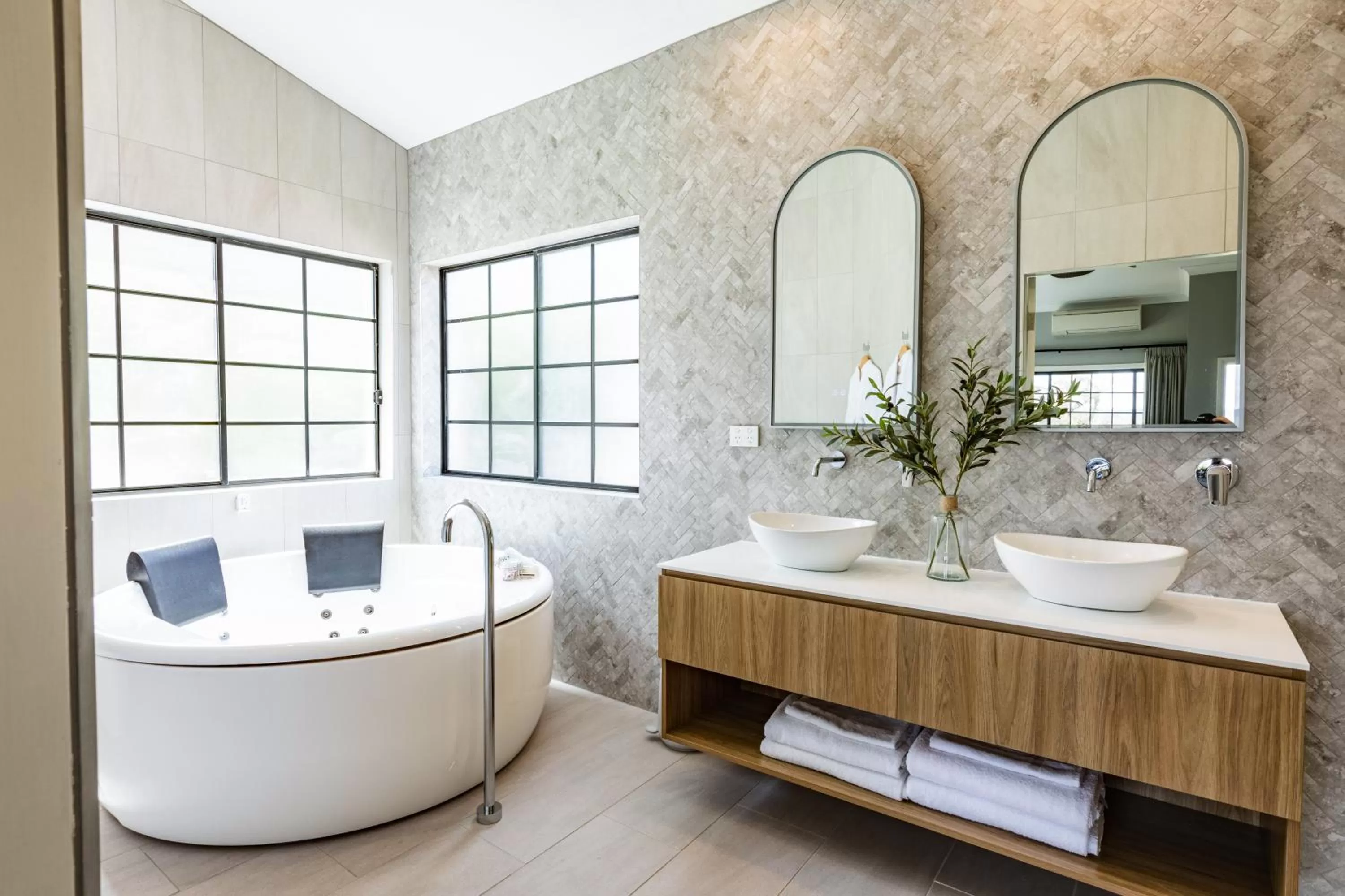 Bathroom in Camden Valley Inn