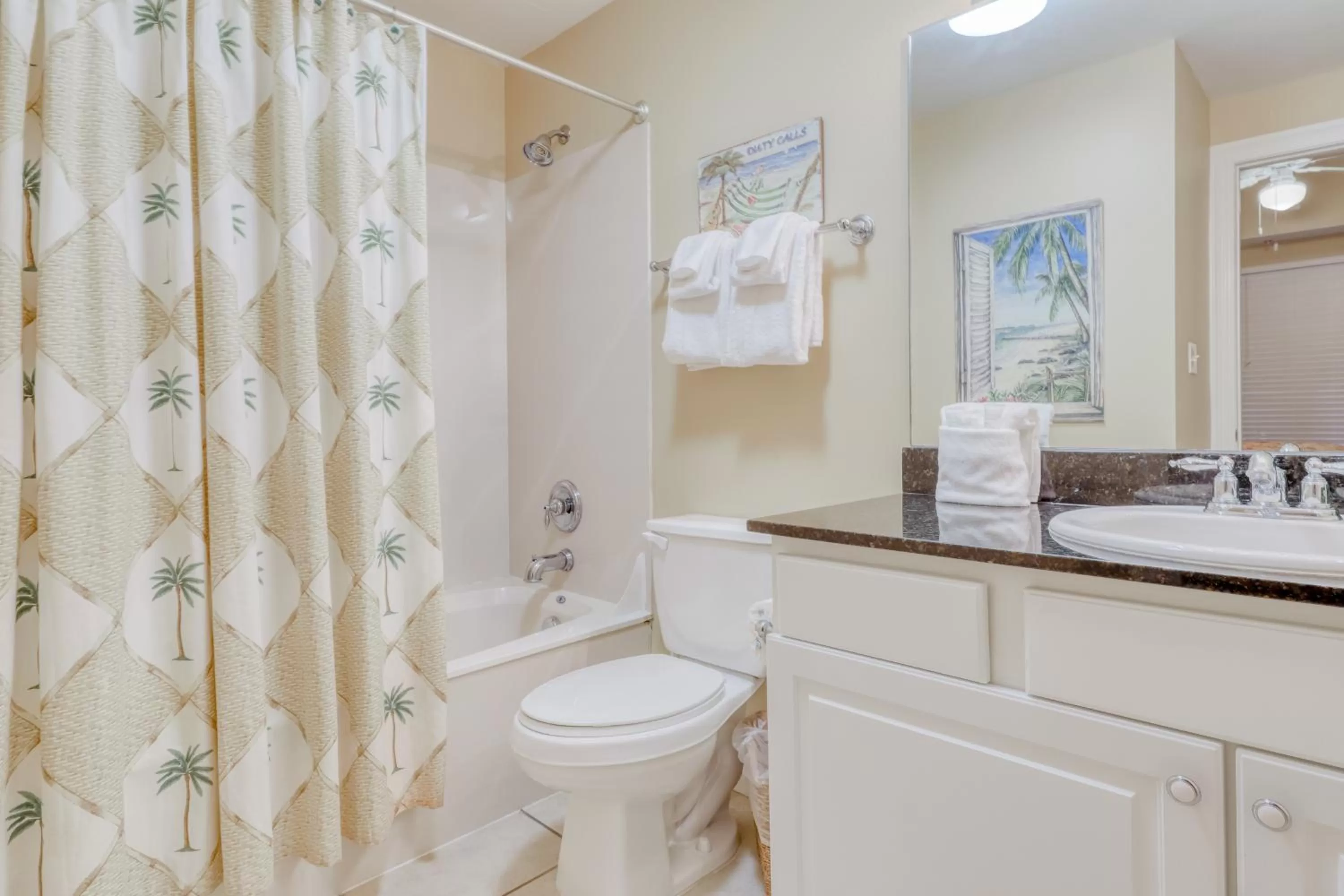 Bathroom in Calypso 503W