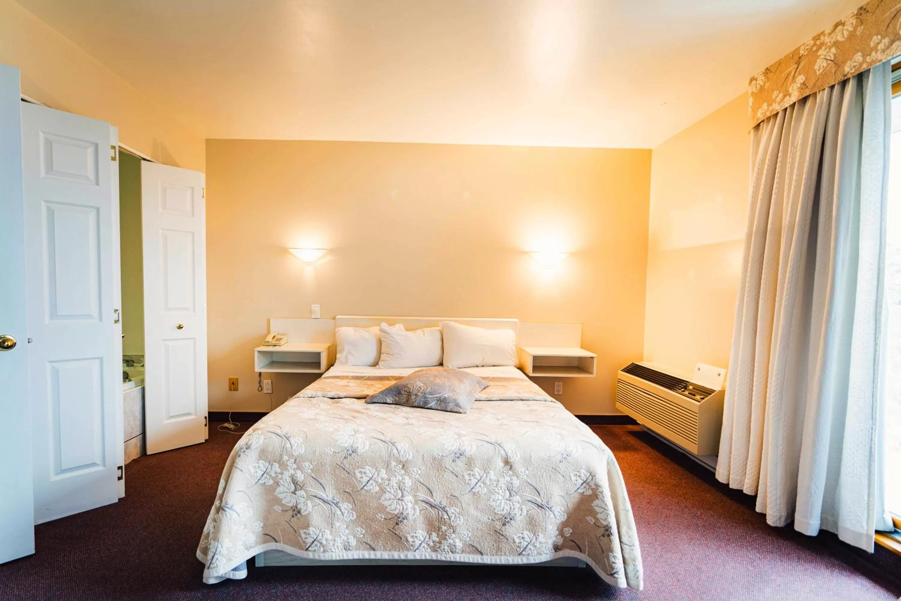 Bed in Auberge Harris