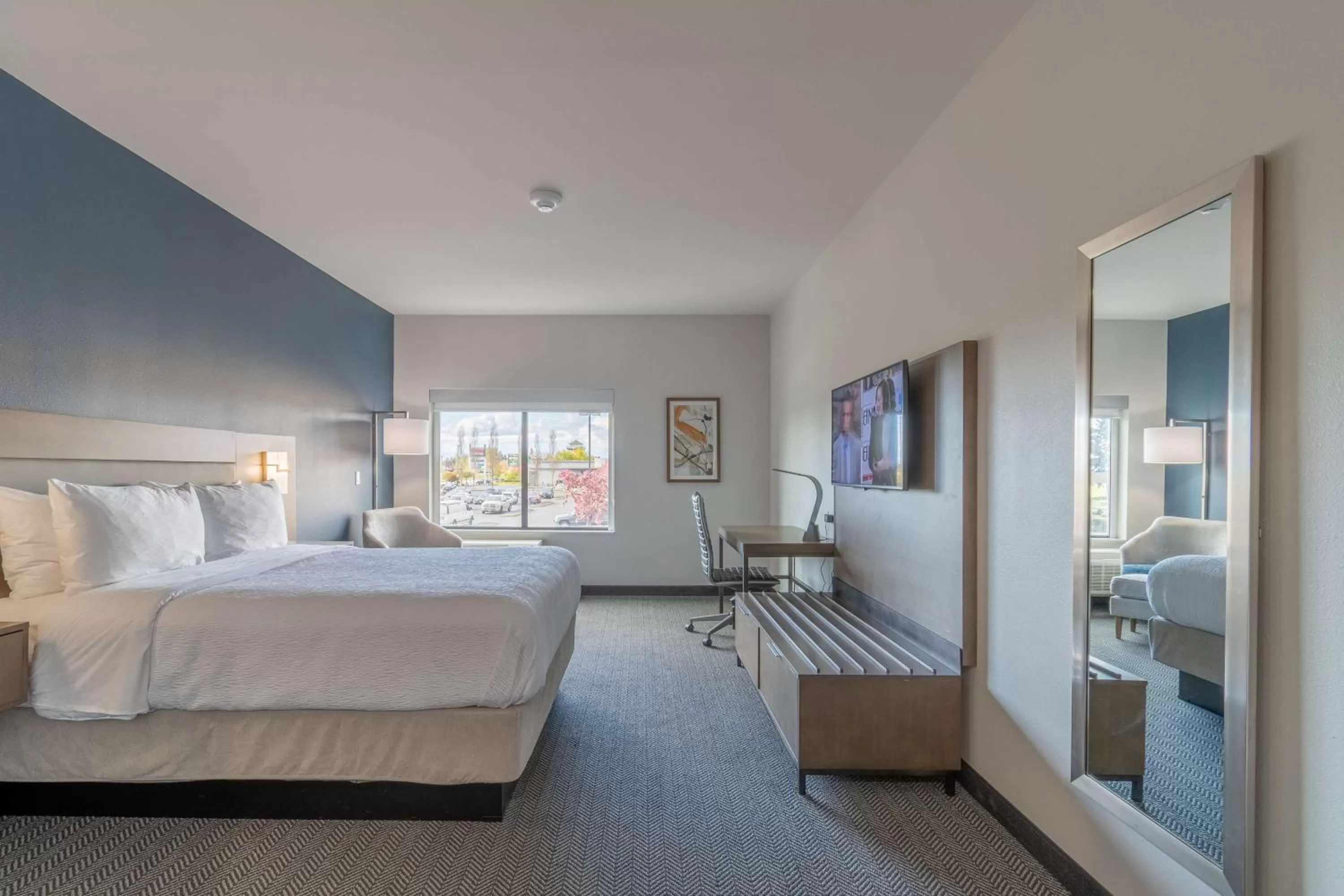 Bedroom, Bed in Best Western Plus Tacoma Hotel