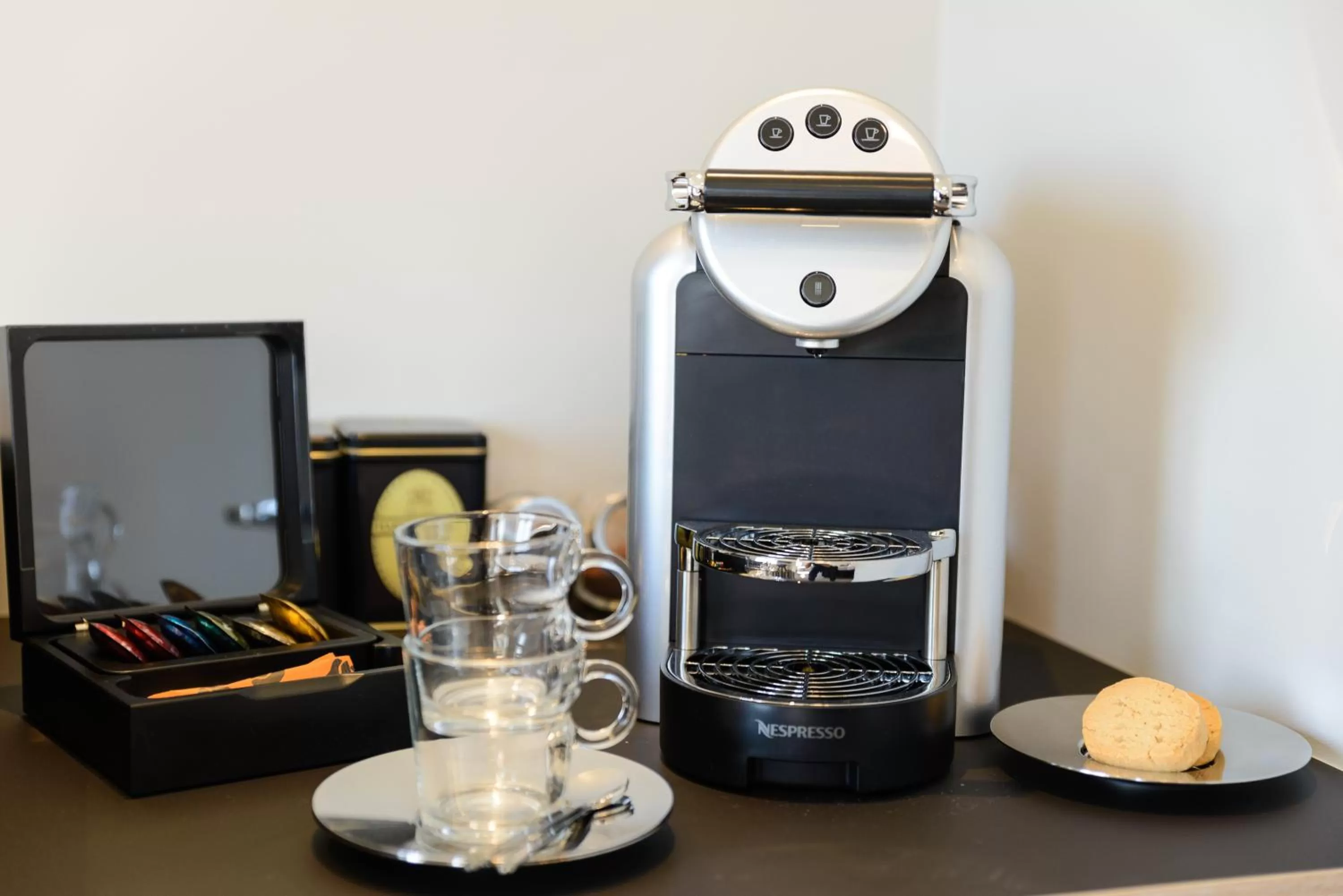 Coffee/tea facilities in 14th Lane Urban Hotel