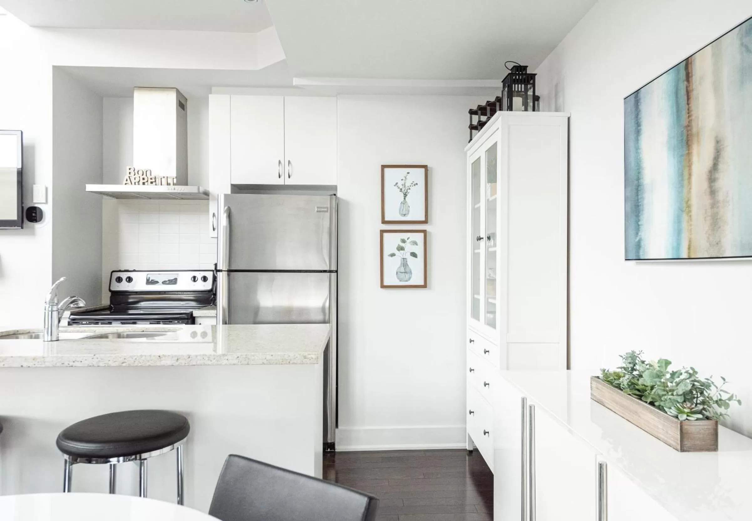 Kitchen or kitchenette in Muskoka Bay Resort