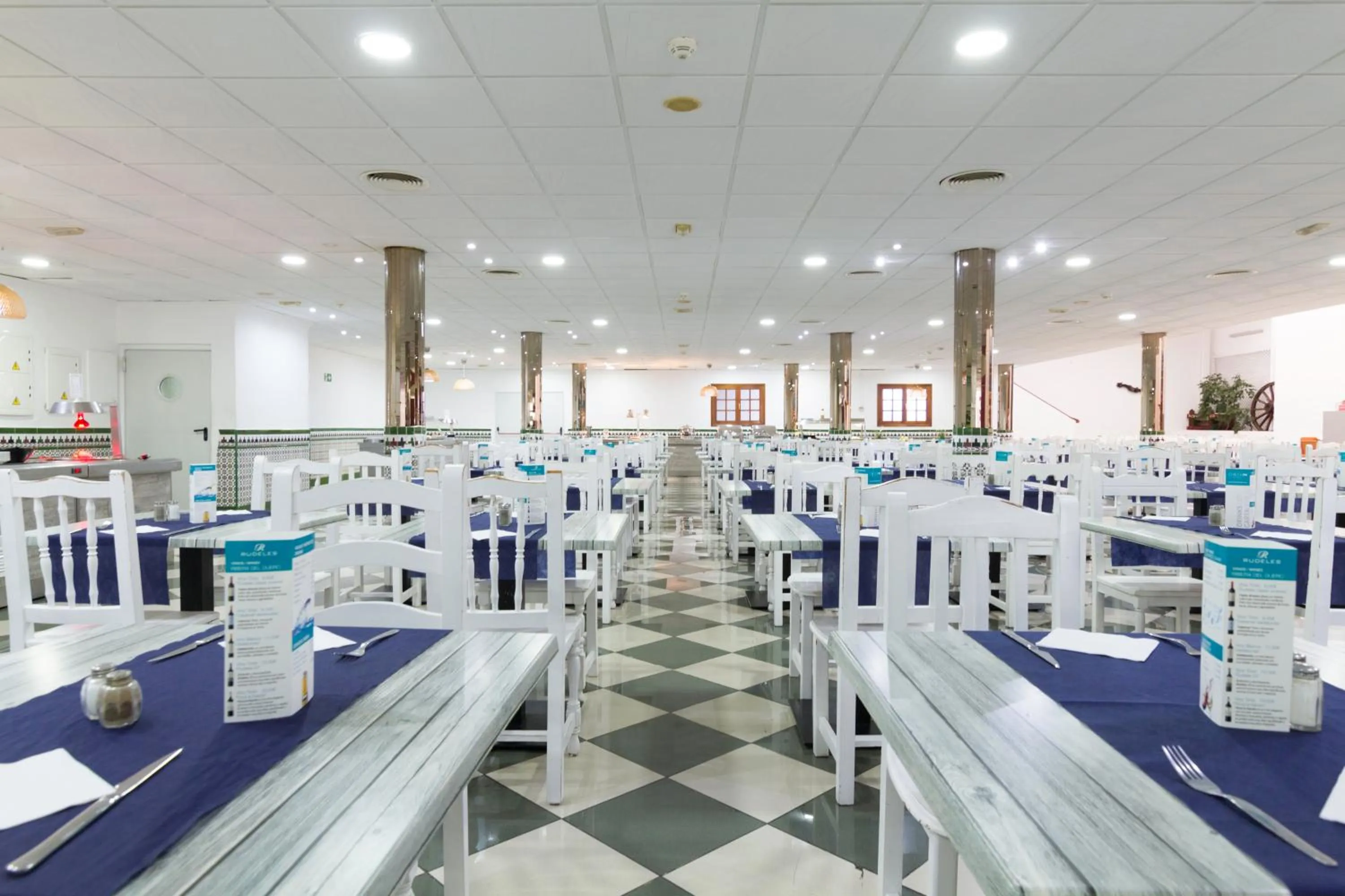 Restaurant/places to eat in Checkin Concordia Playa