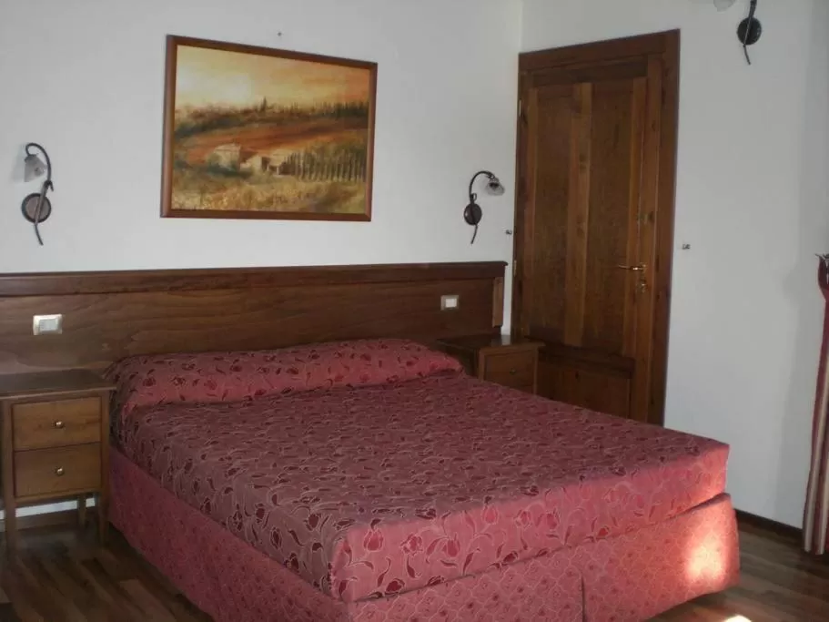 Bedroom, Bed in Fonte Dei Tufi
