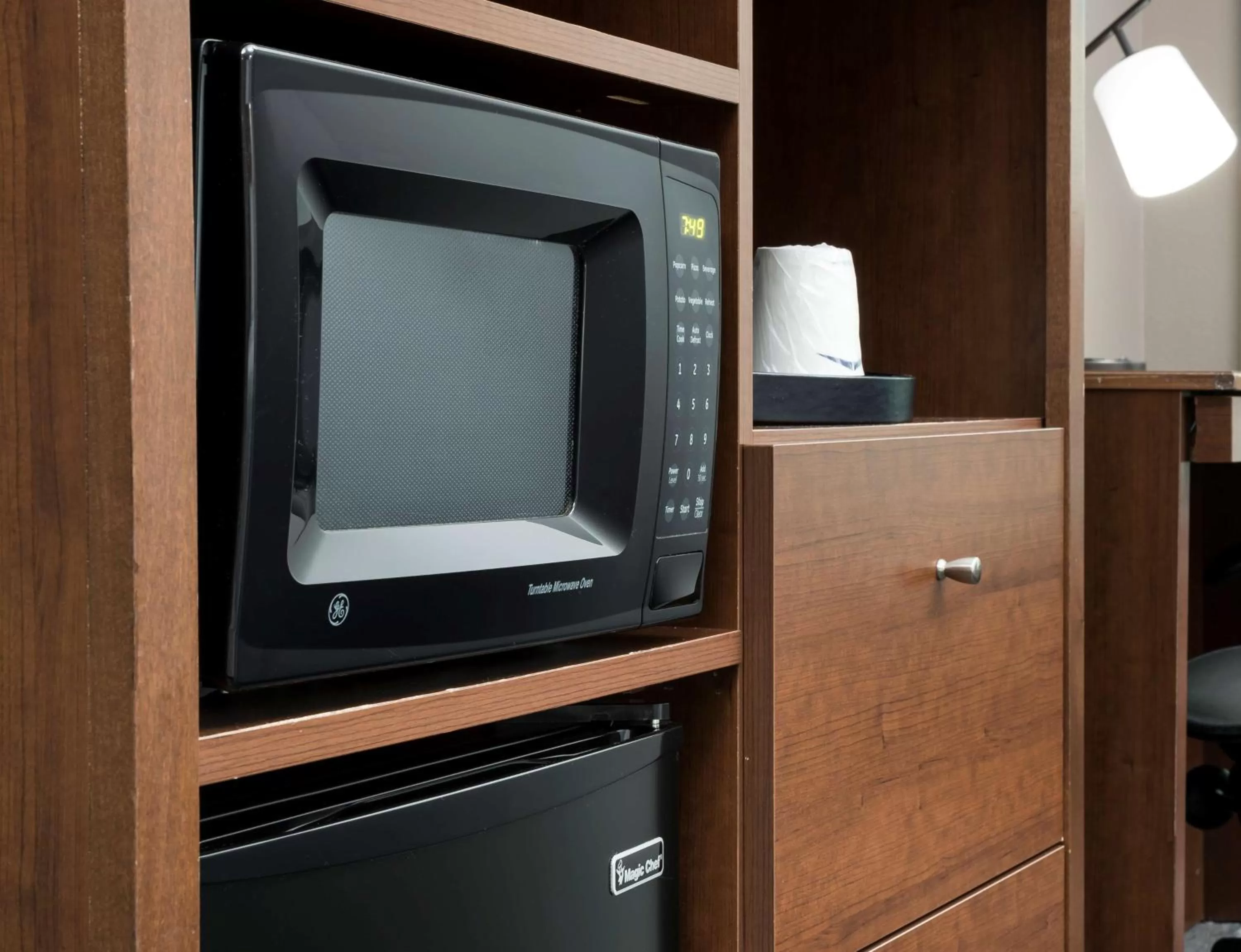 Photo of the whole room in Hampton Inn & Suites Chicago North Shore